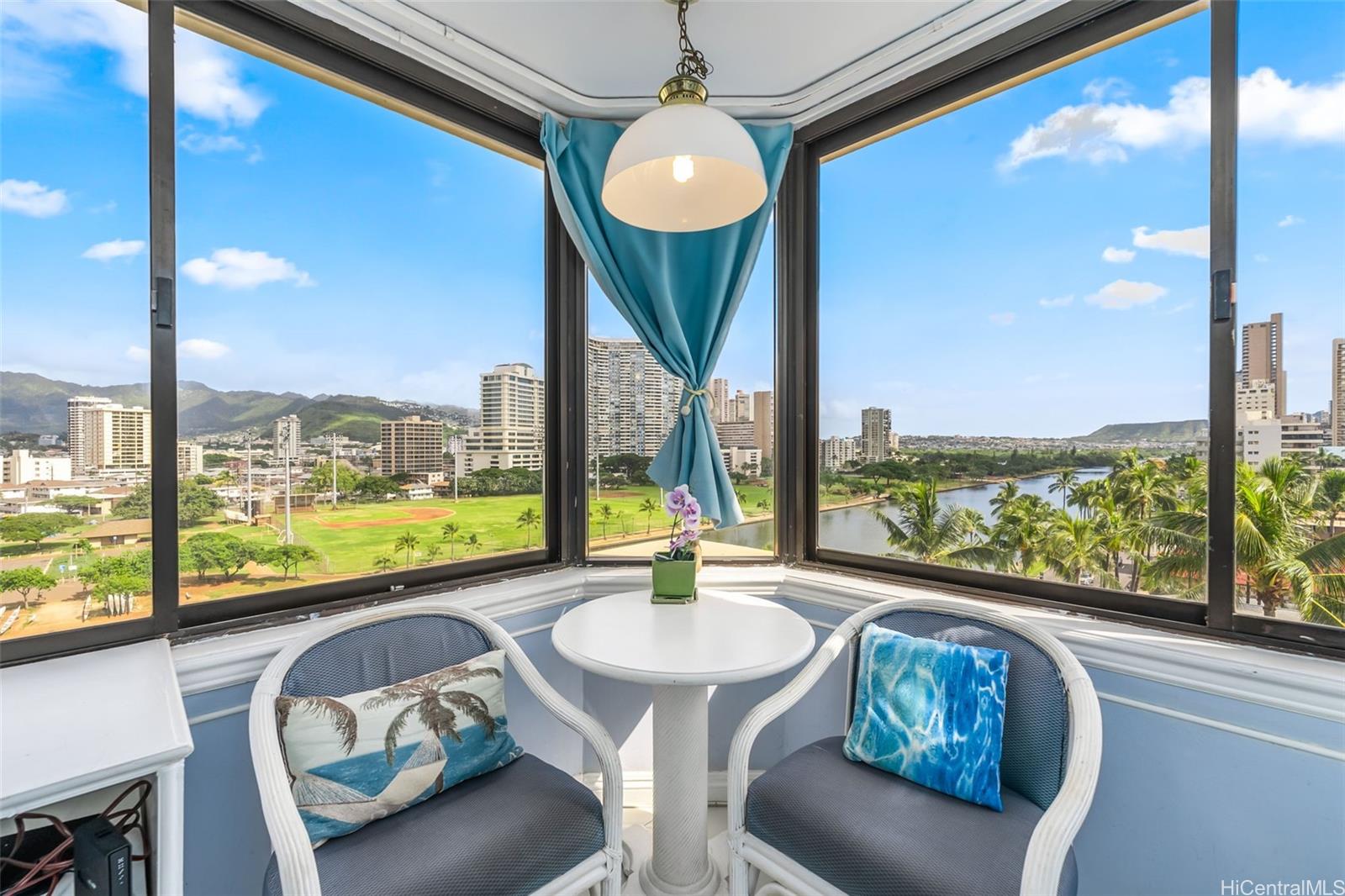 444 Niu Street #1011, Honolulu, HI 96815