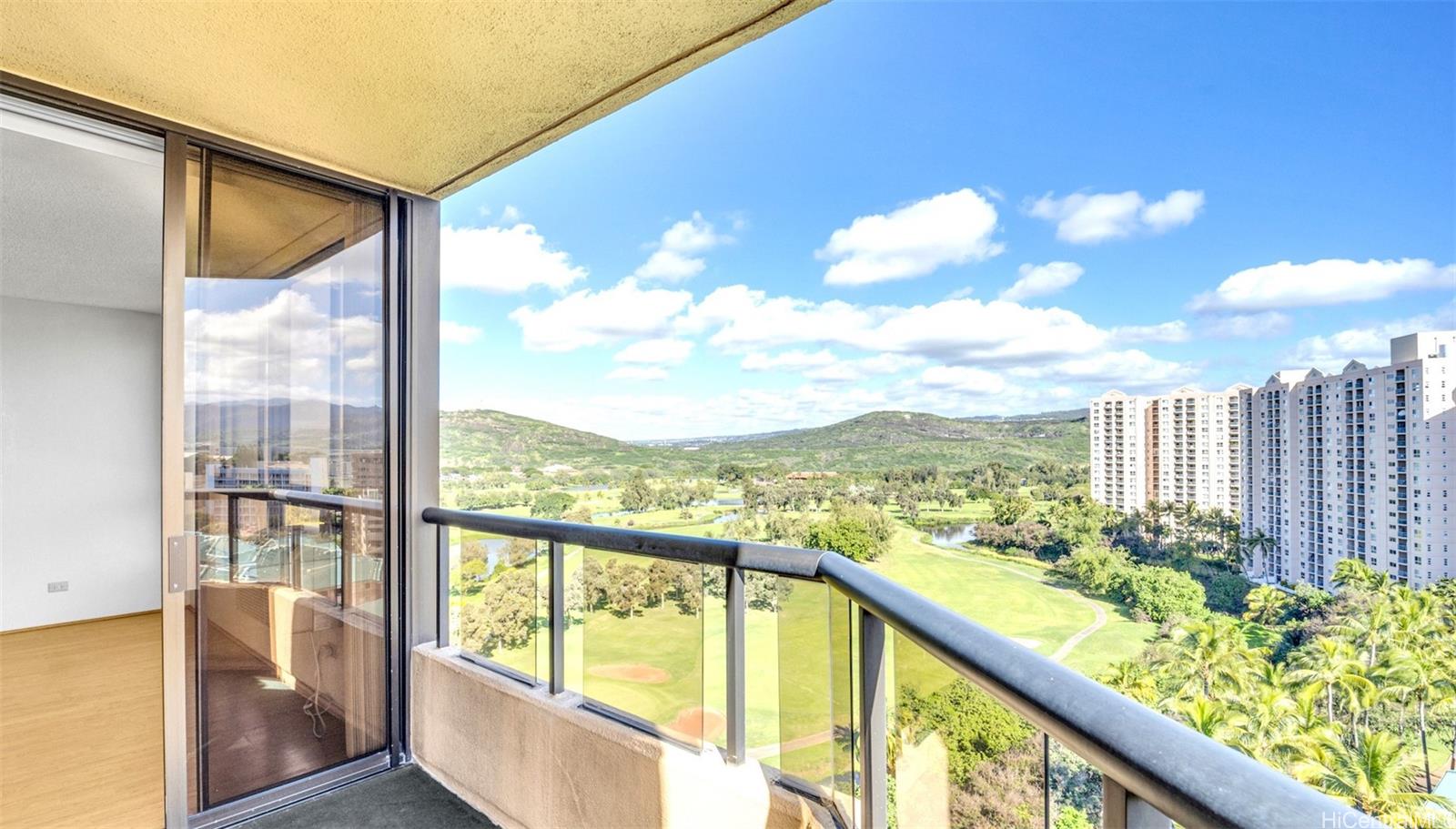 5333 Likini Street #1410, Honolulu, HI 96818