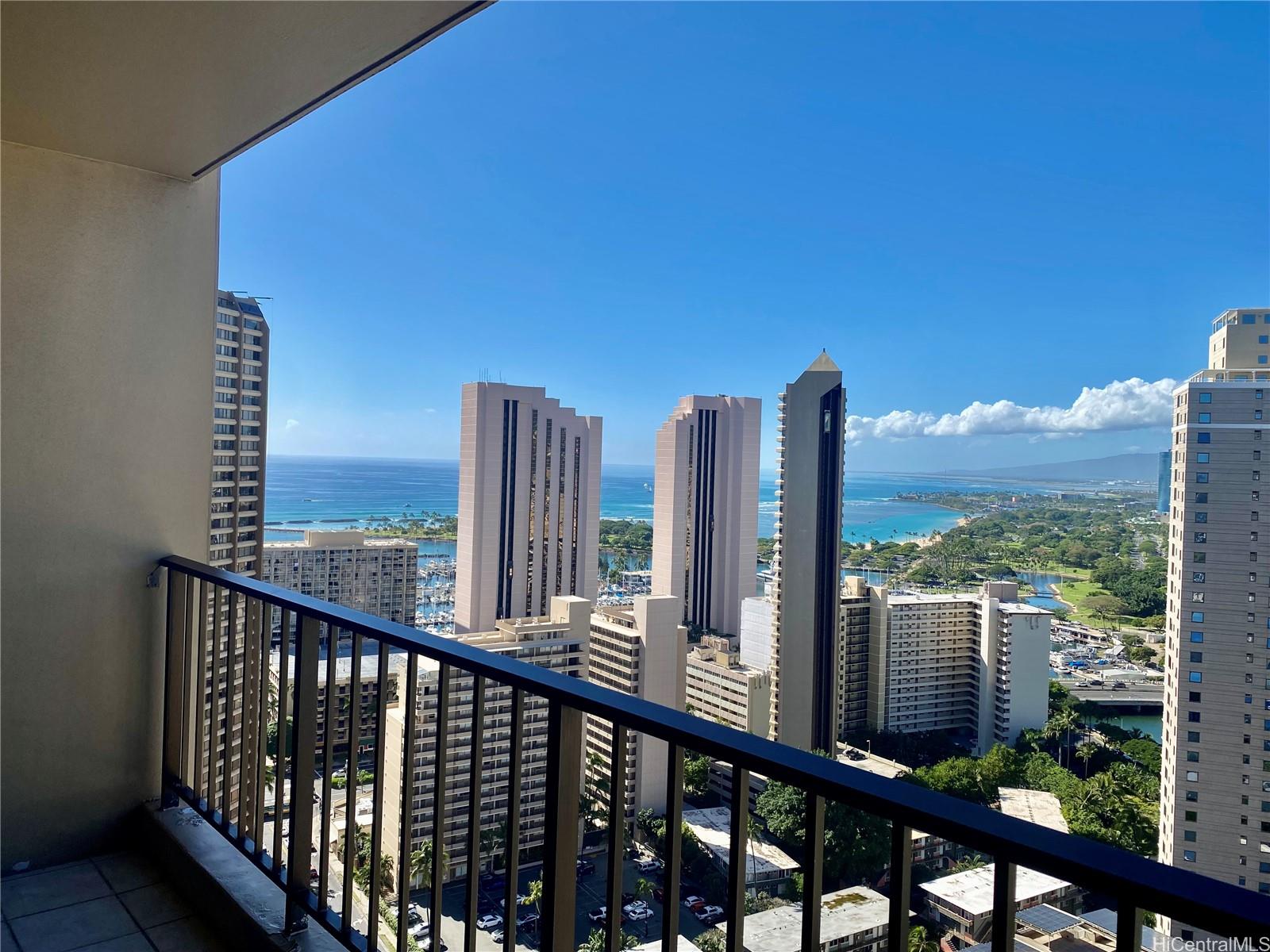 411 Hobron Lane #3212, Honolulu, HI 96815