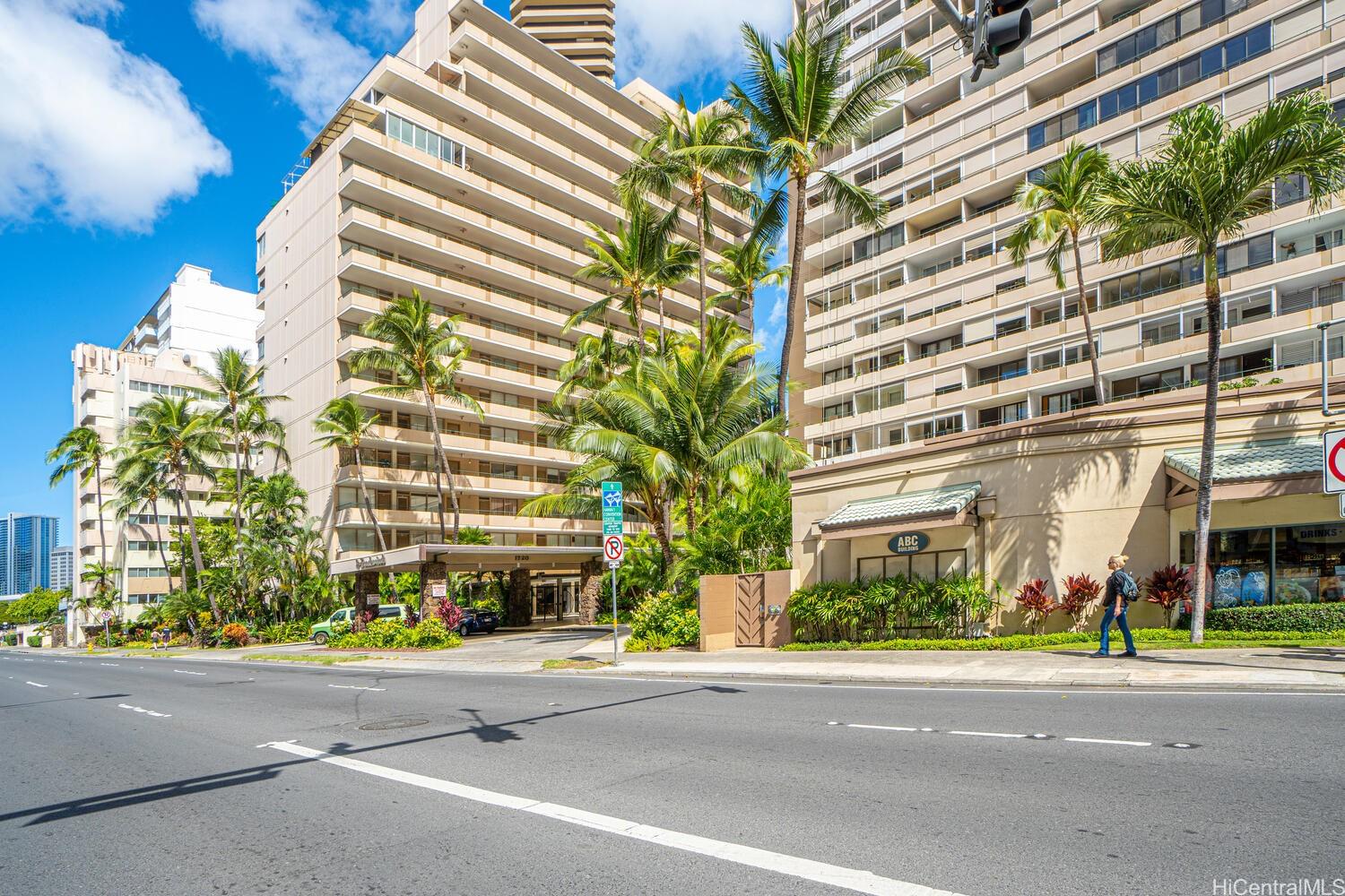 1720 Ala Moana Boulevard #405A, Honolulu, HI 96815