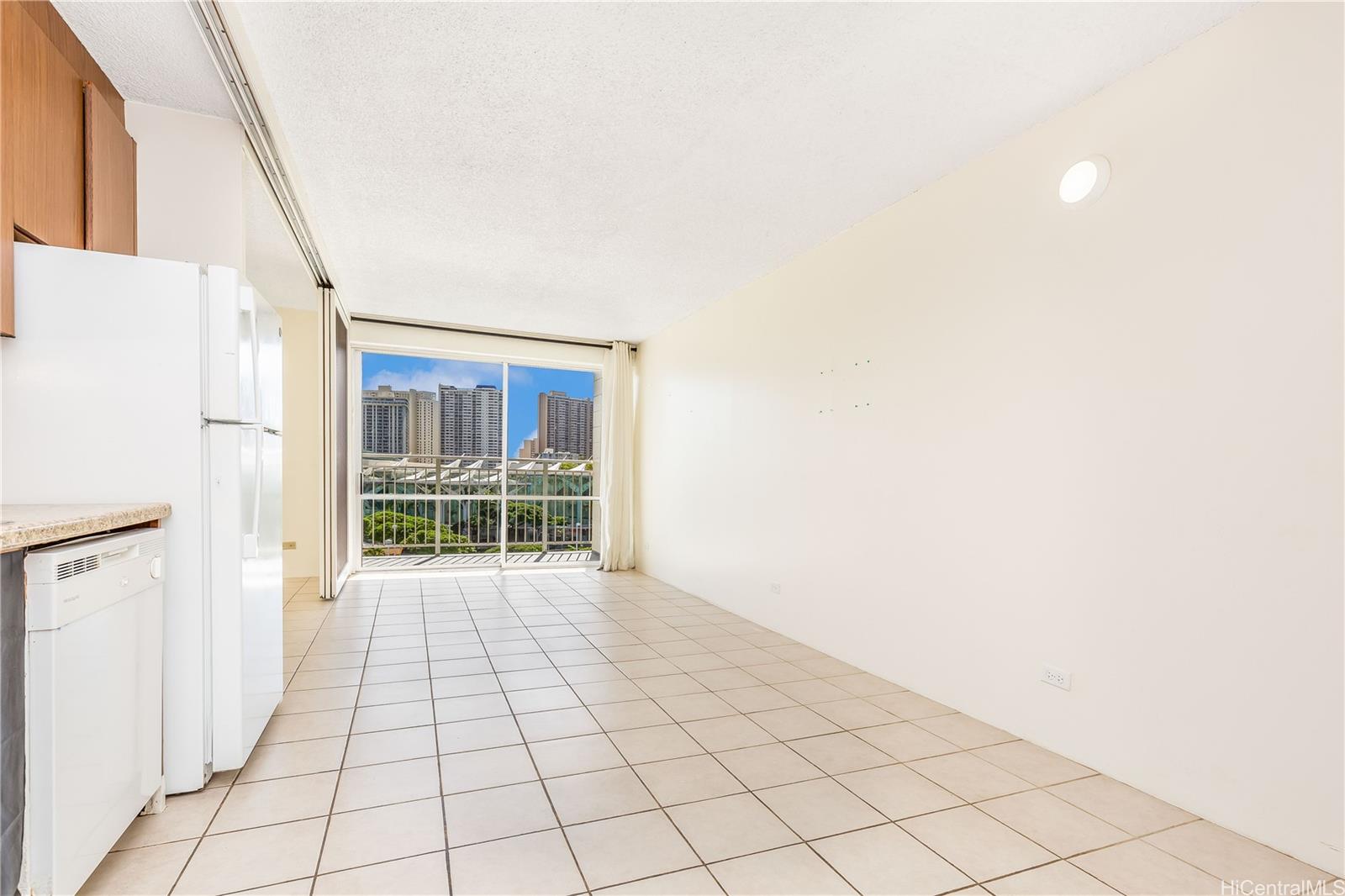 1655 Makaloa Street #1012, Honolulu, HI 96814