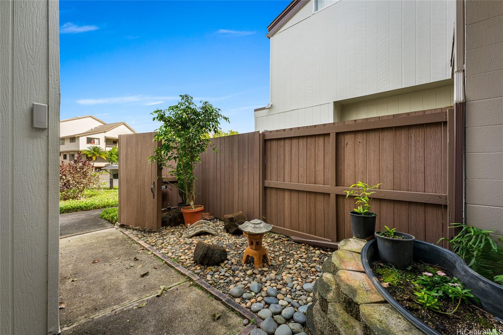 95-045 Hokuiwa Street #23, Mililani, HI 96789