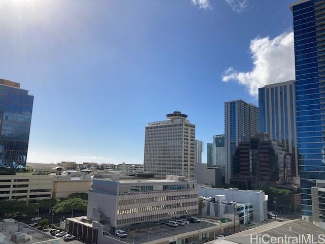 747 Amana Street #1018, Honolulu, HI 96814