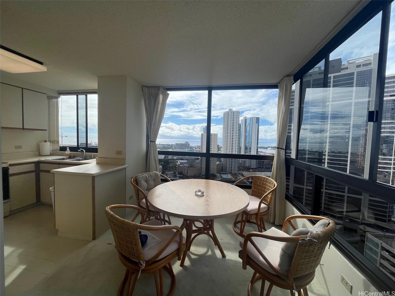 876 Curtis Street #2706, Honolulu, HI 96813