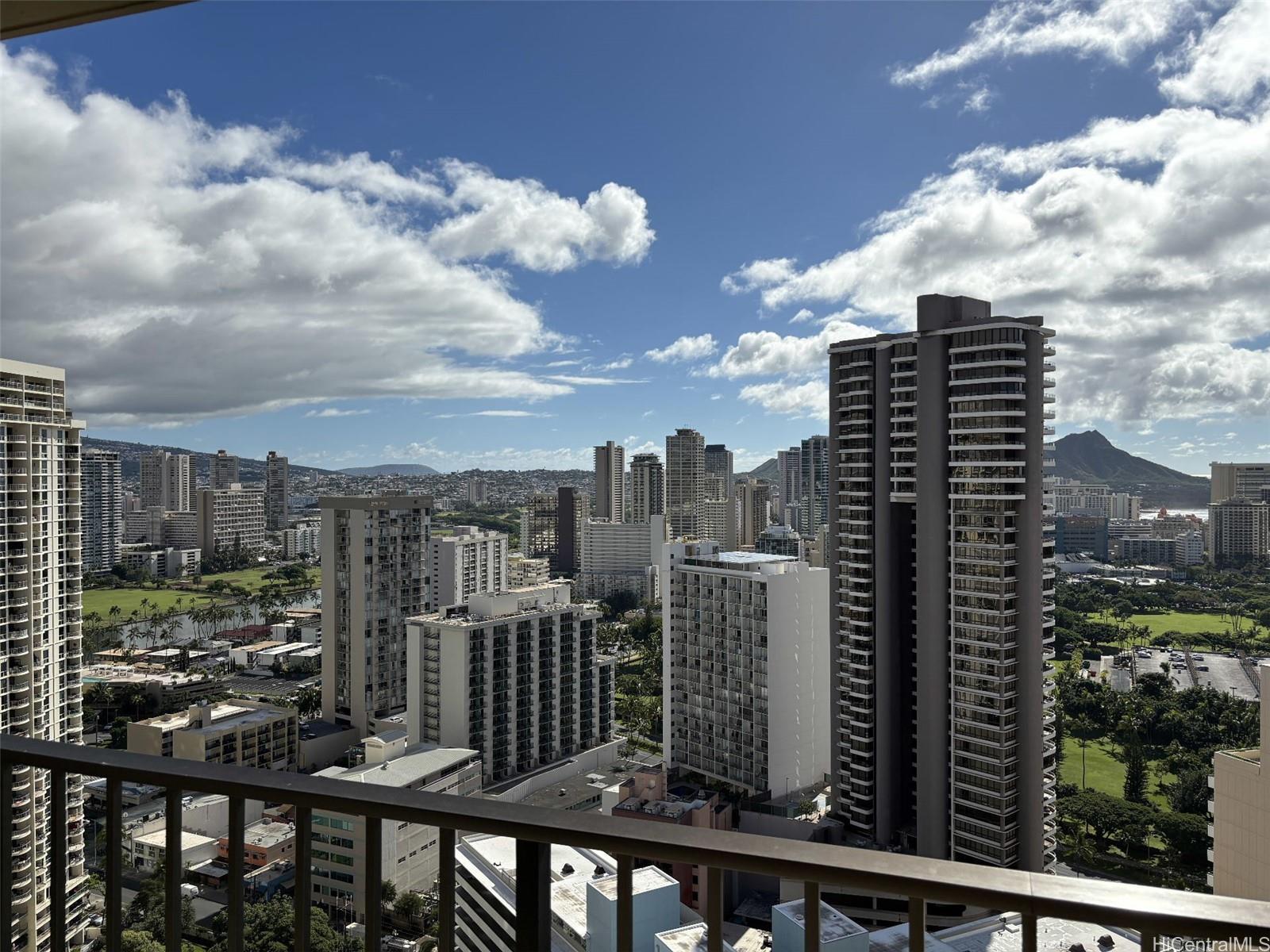 411 Hobron Lane #3307, Honolulu, HI 96815