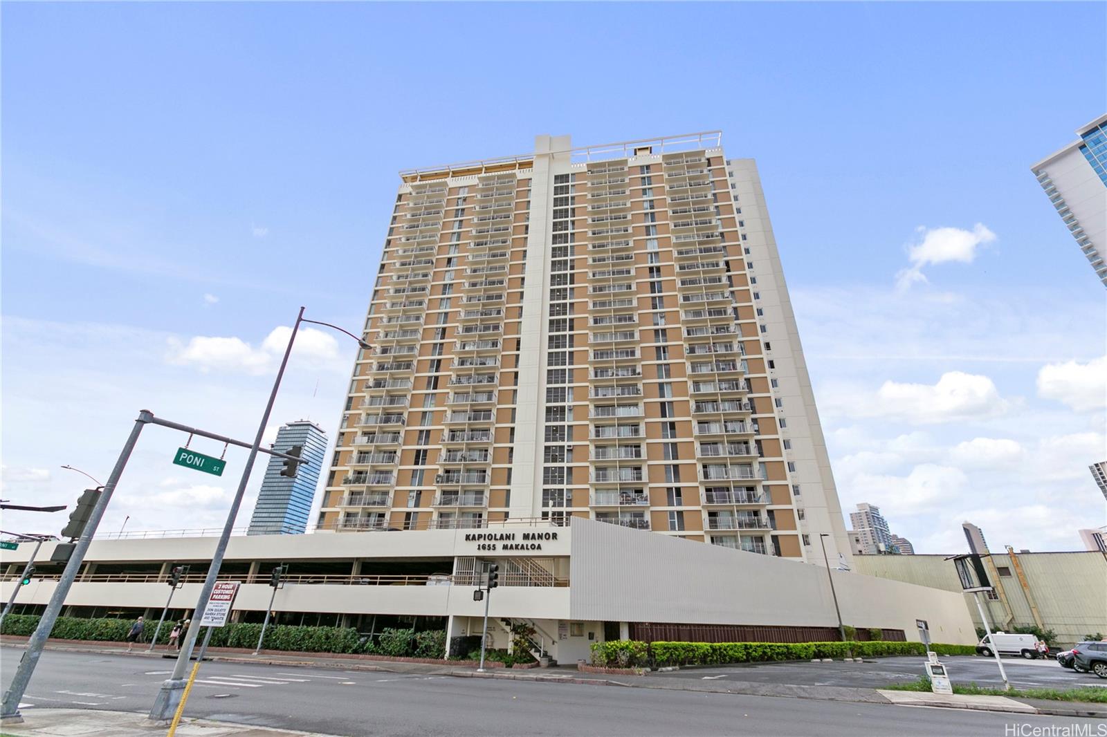 1655 Makaloa Street #2204, Honolulu, HI 96814