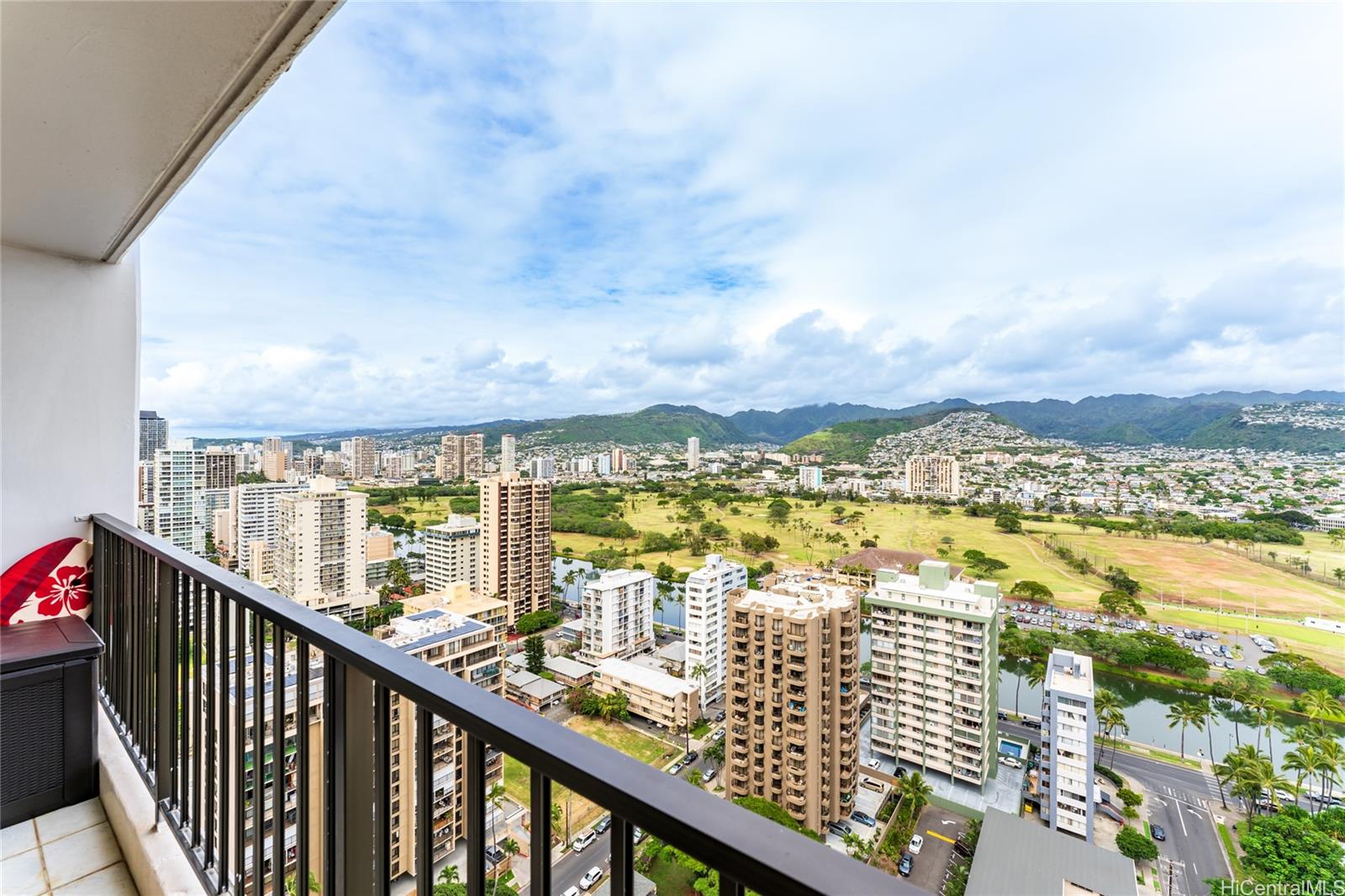 201 Ohua Avenue #3013, Honolulu, HI 96815