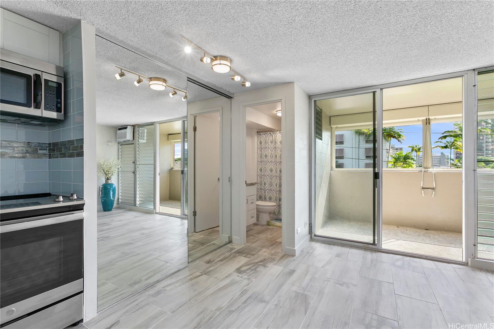 824 Kinau Street #109, Honolulu, HI 96813