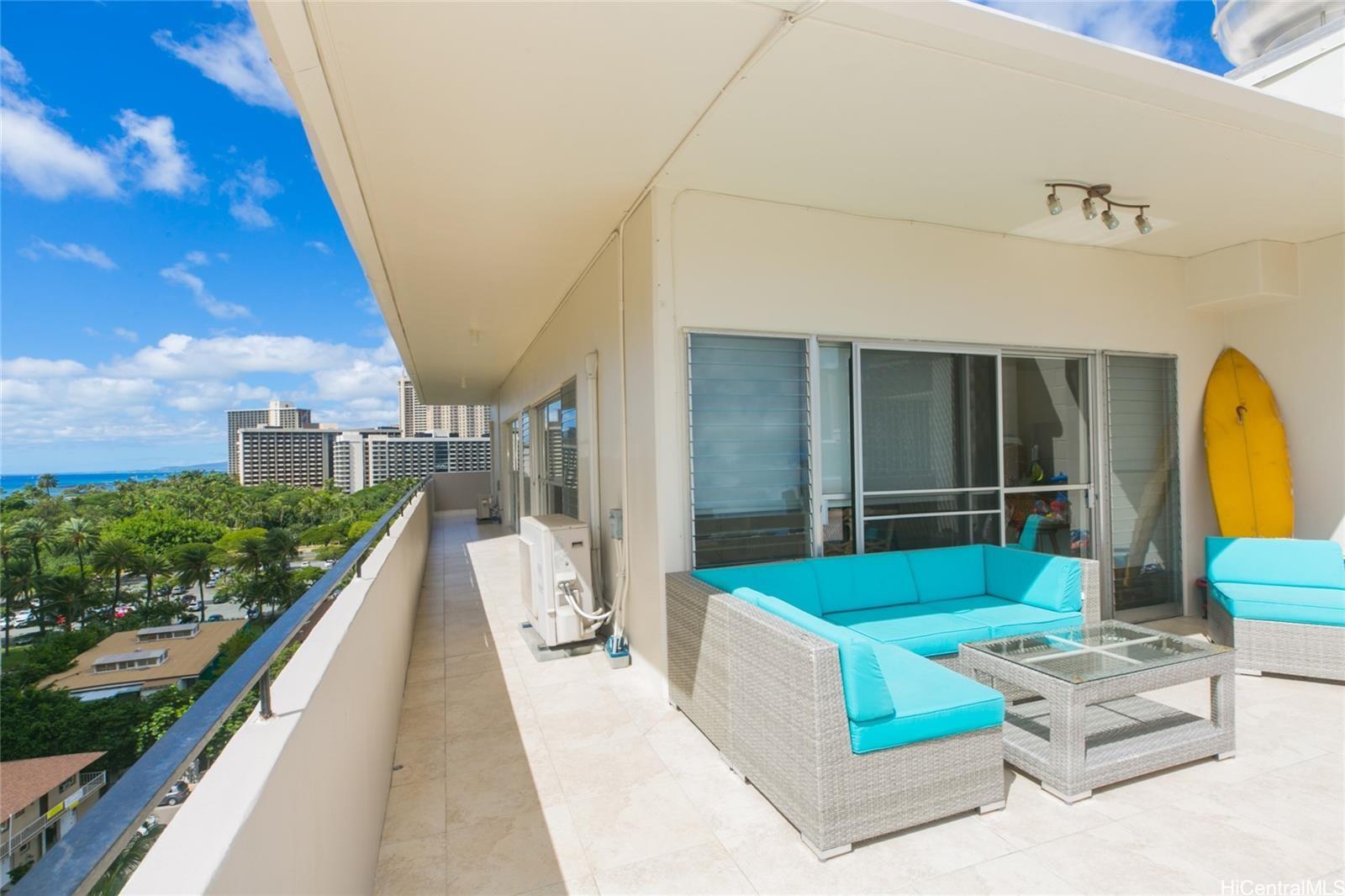 247 Beach Walk #PH 1101, Honolulu, HI 96815