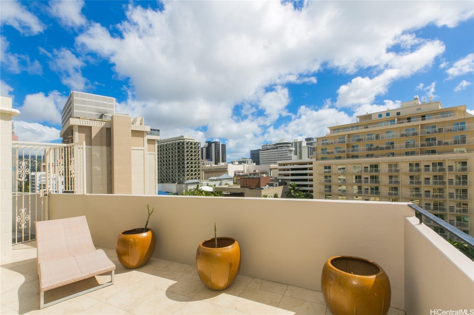 247 Beach Walk #PH 1101, Honolulu, HI 96815