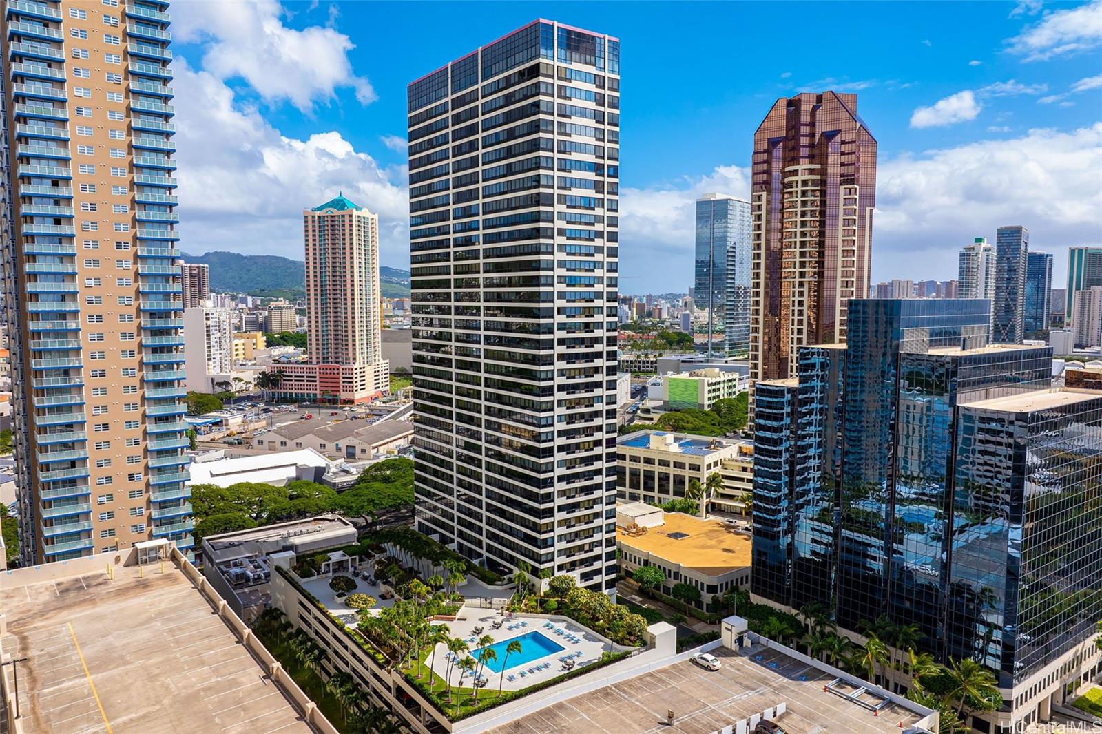 876 Curtis Street #2901, Honolulu, HI 96813