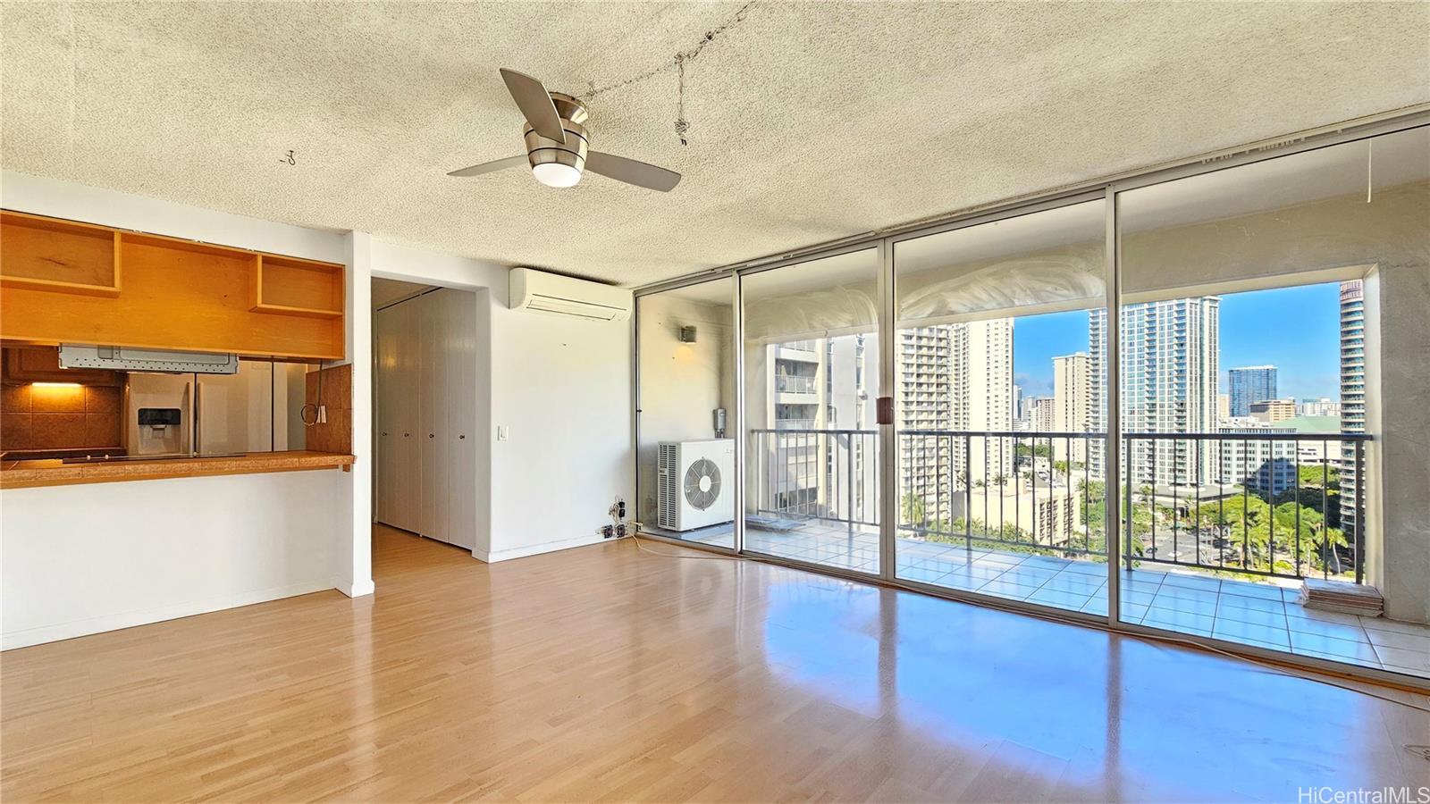 430 Keoniana Street #1210, Honolulu, HI 96815