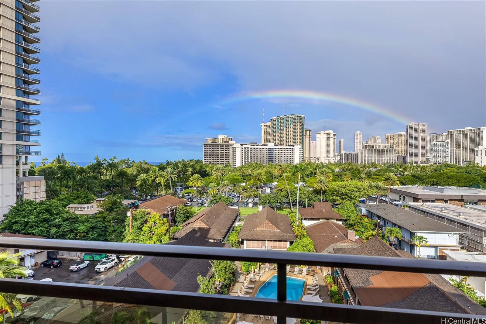 255 Beach Walk #81, Honolulu, HI 96815