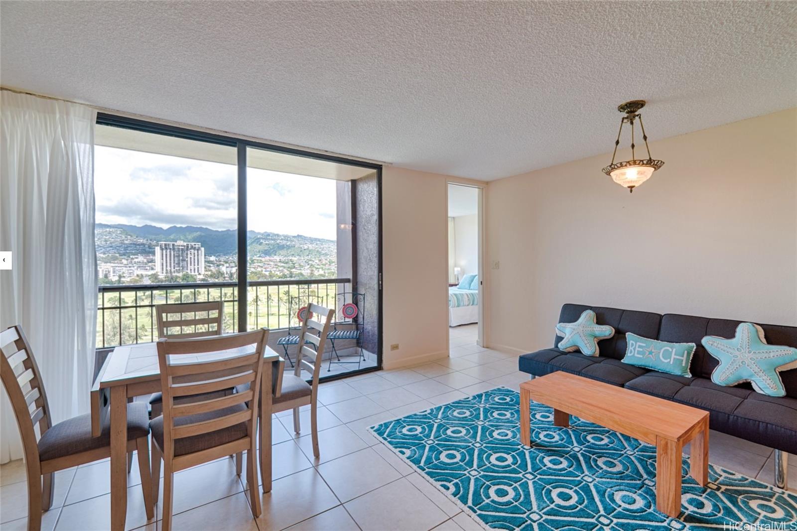 320 Liliuokalani Avenue #1505, Honolulu, HI 96815