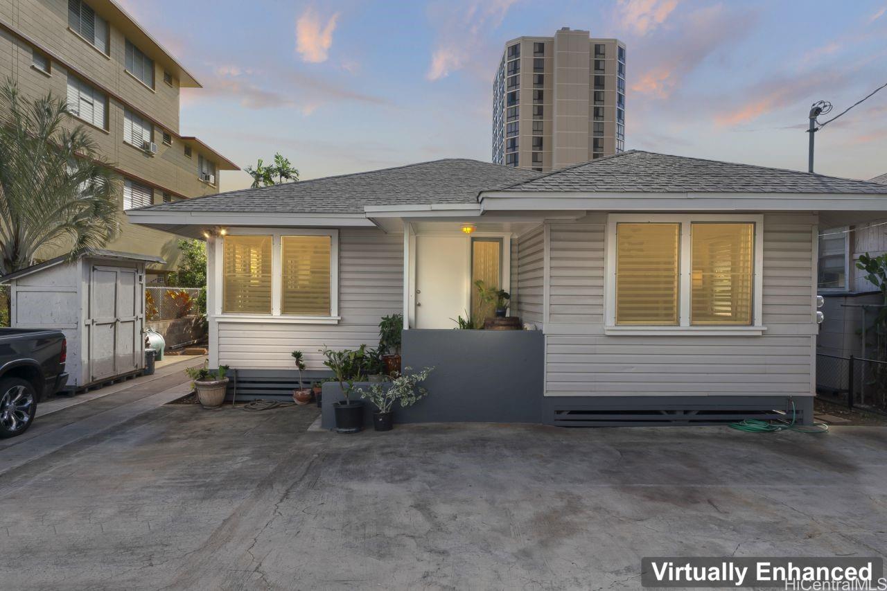 2113 Date Street Honolulu, HI 96828