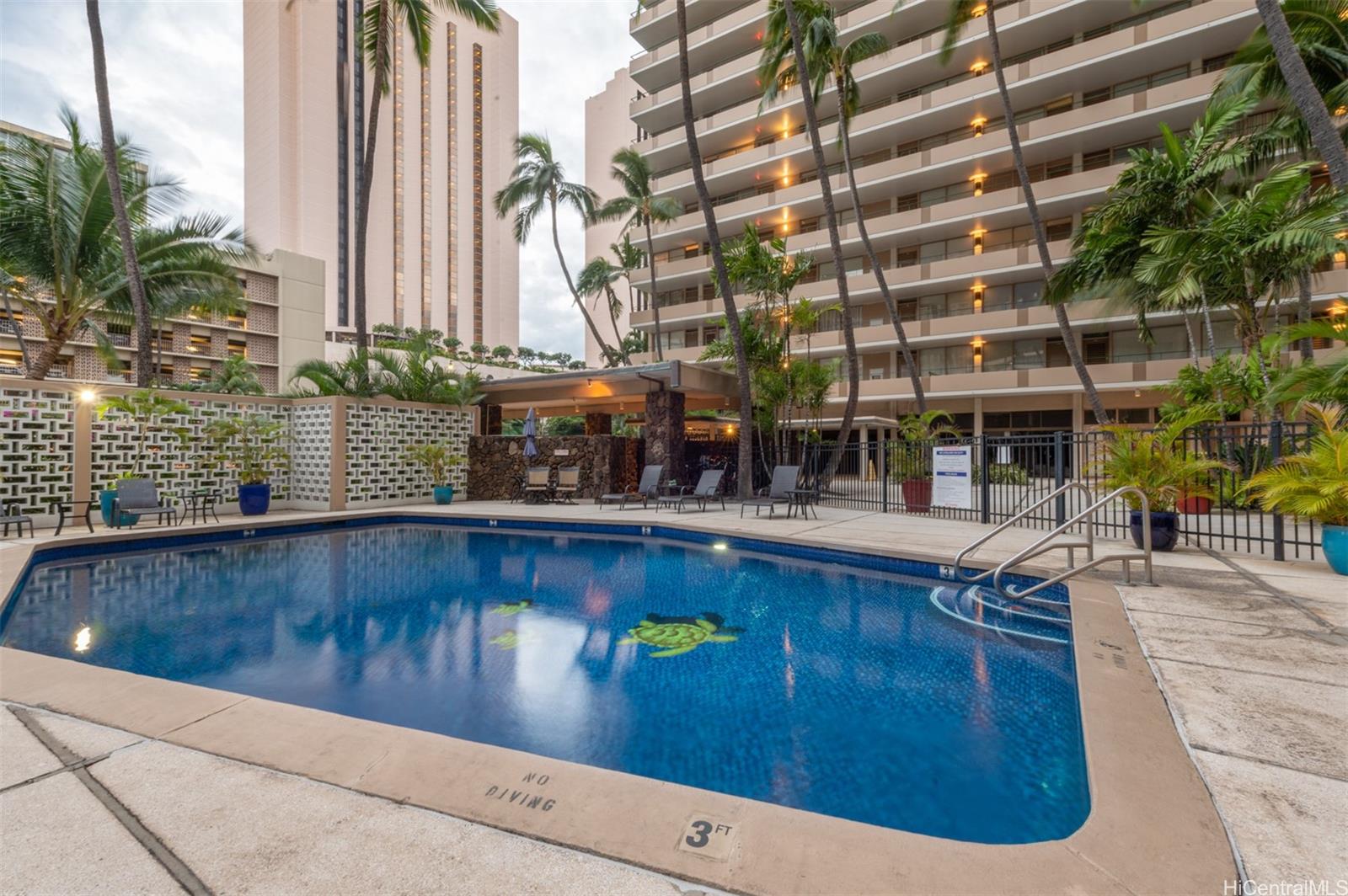 1720 Ala Moana Boulevard #308B, Honolulu, HI 96815