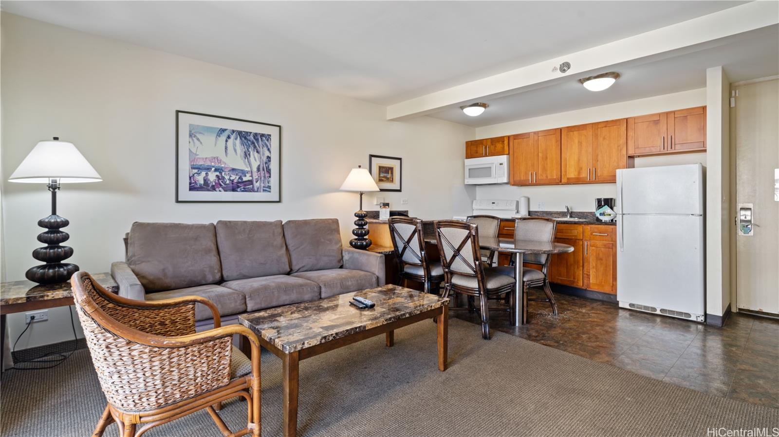 229 Paoakalani Street #1012, Honolulu, HI 96815