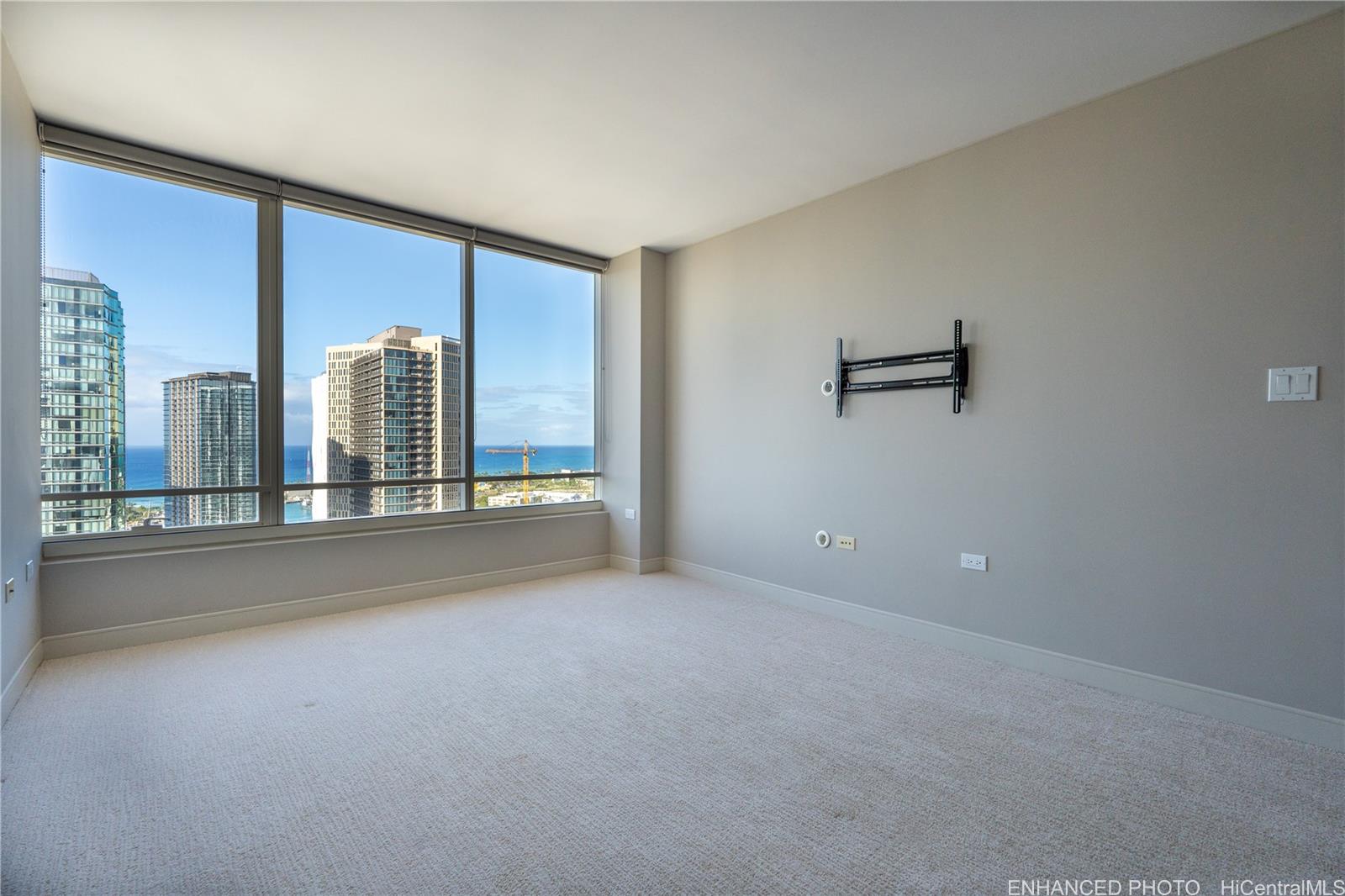 1009 Kapiolani Boulevard #3604, Honolulu, HI 96814