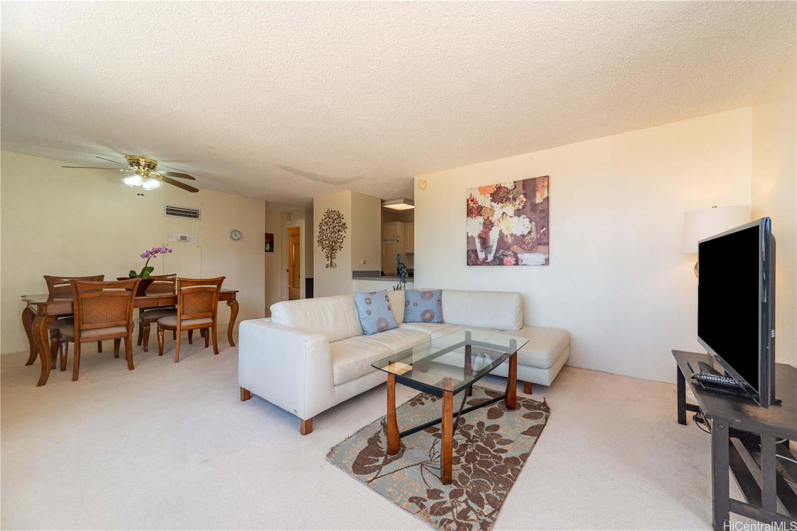 430 Lewers Street #1204 (12D), Honolulu, HI 96815