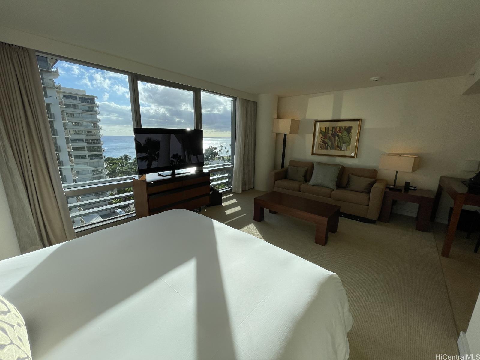 223 Saratoga Road #1121, Honolulu, HI 96815