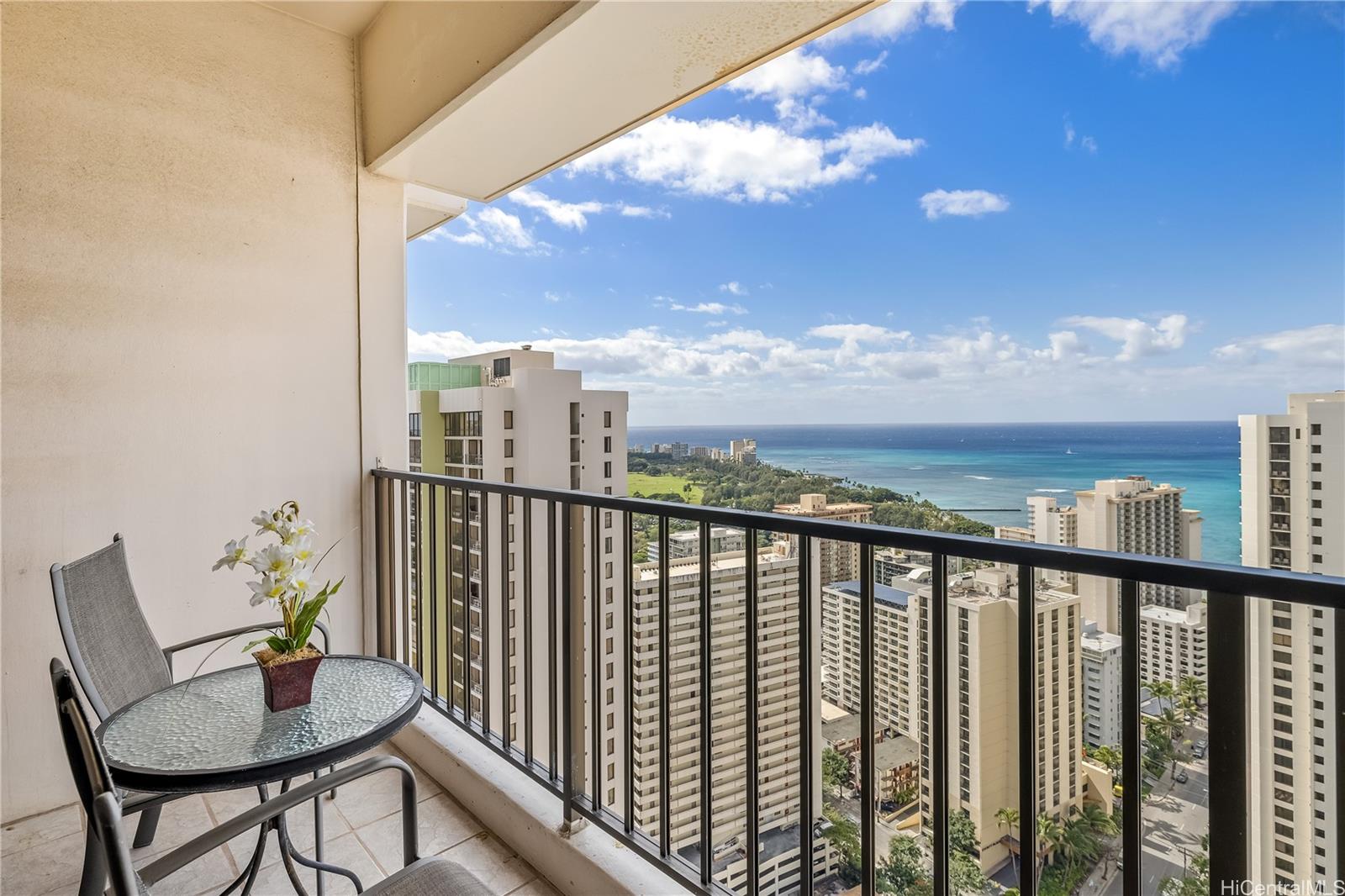 201 Ohua Avenue #3810 II, Honolulu, HI 96815