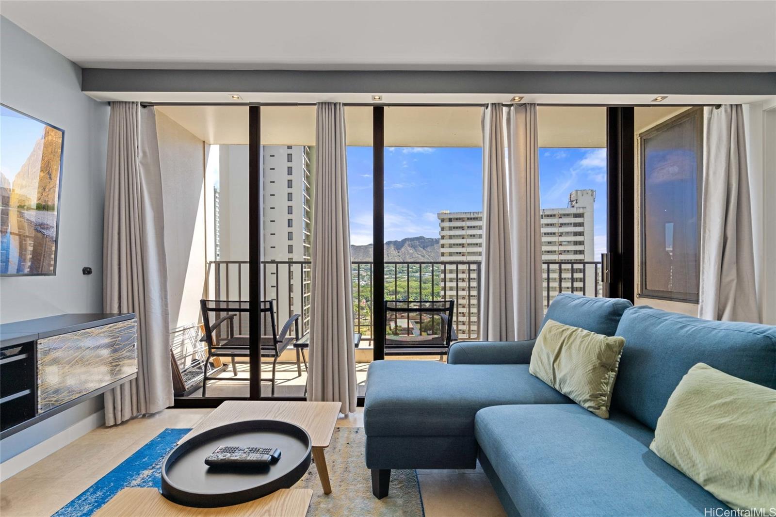 201 Ohua Avenue #2107, Honolulu, HI 96815