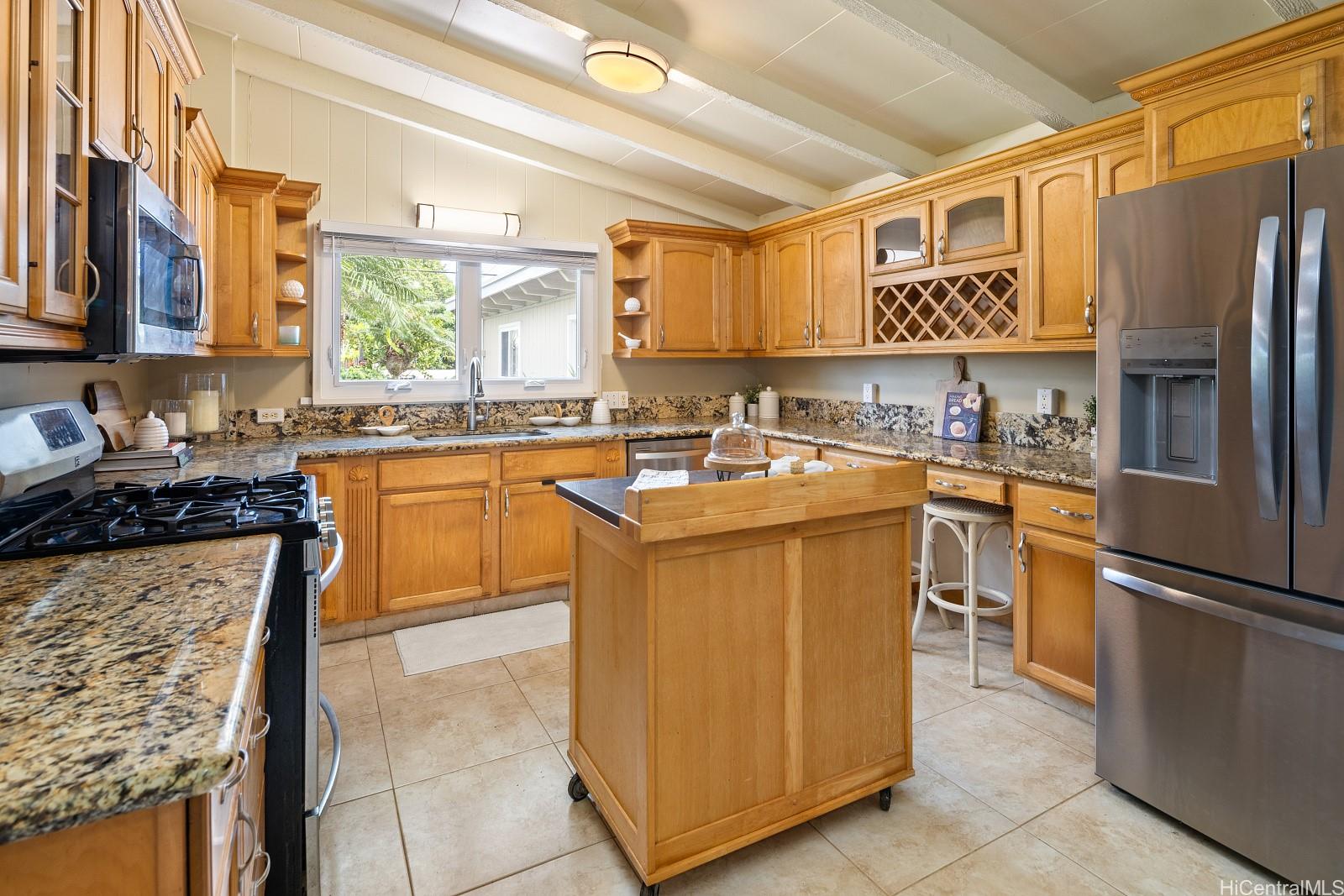 722 Wanaao Road Kailua, HI 96734