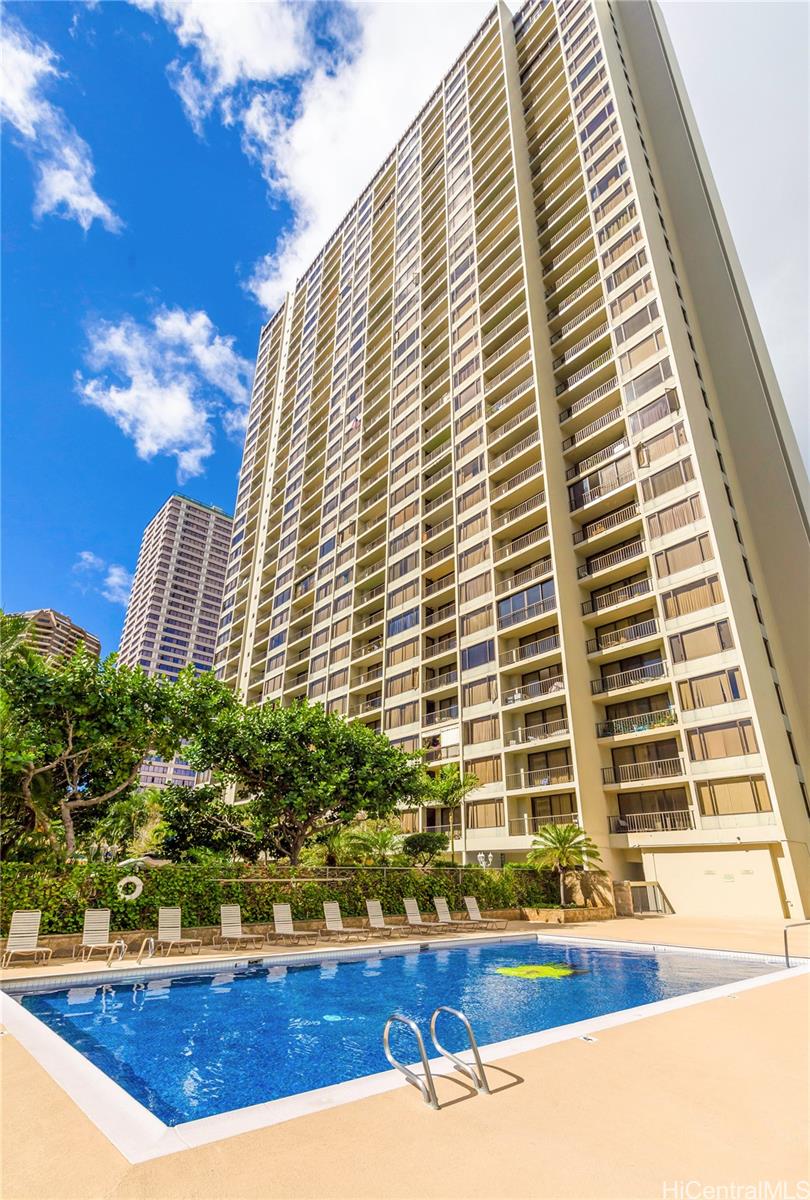 411 Hobron Lane #2007, Honolulu, HI 96815