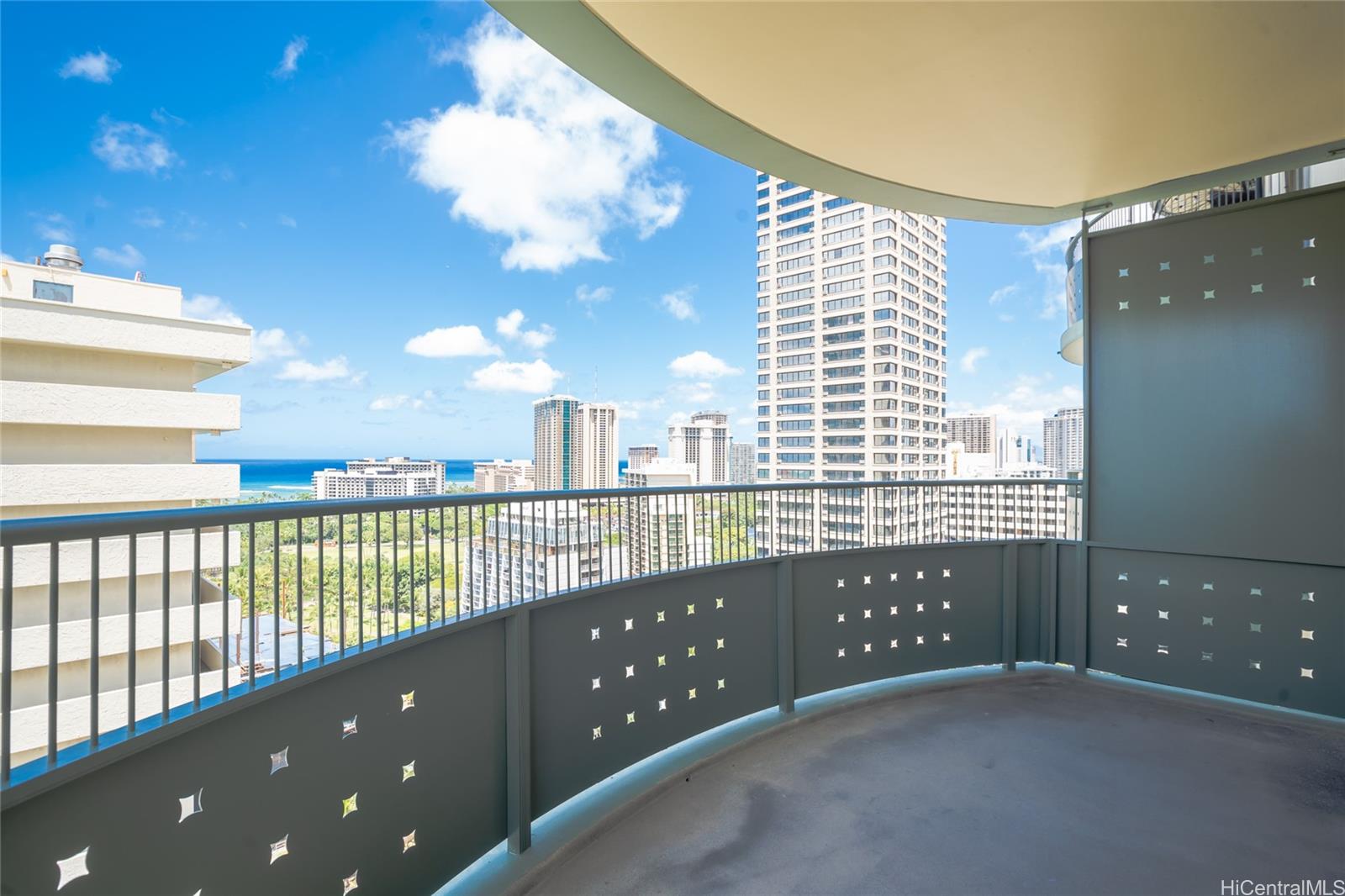 421 Olohana Street #1904, Honolulu, HI 96815