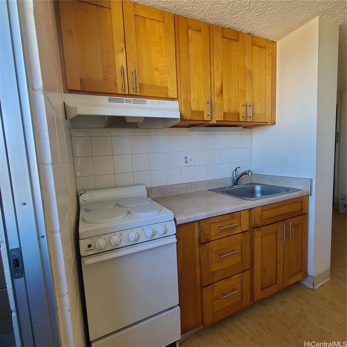 824 Kinau Street #1002, Honolulu, HI 96813