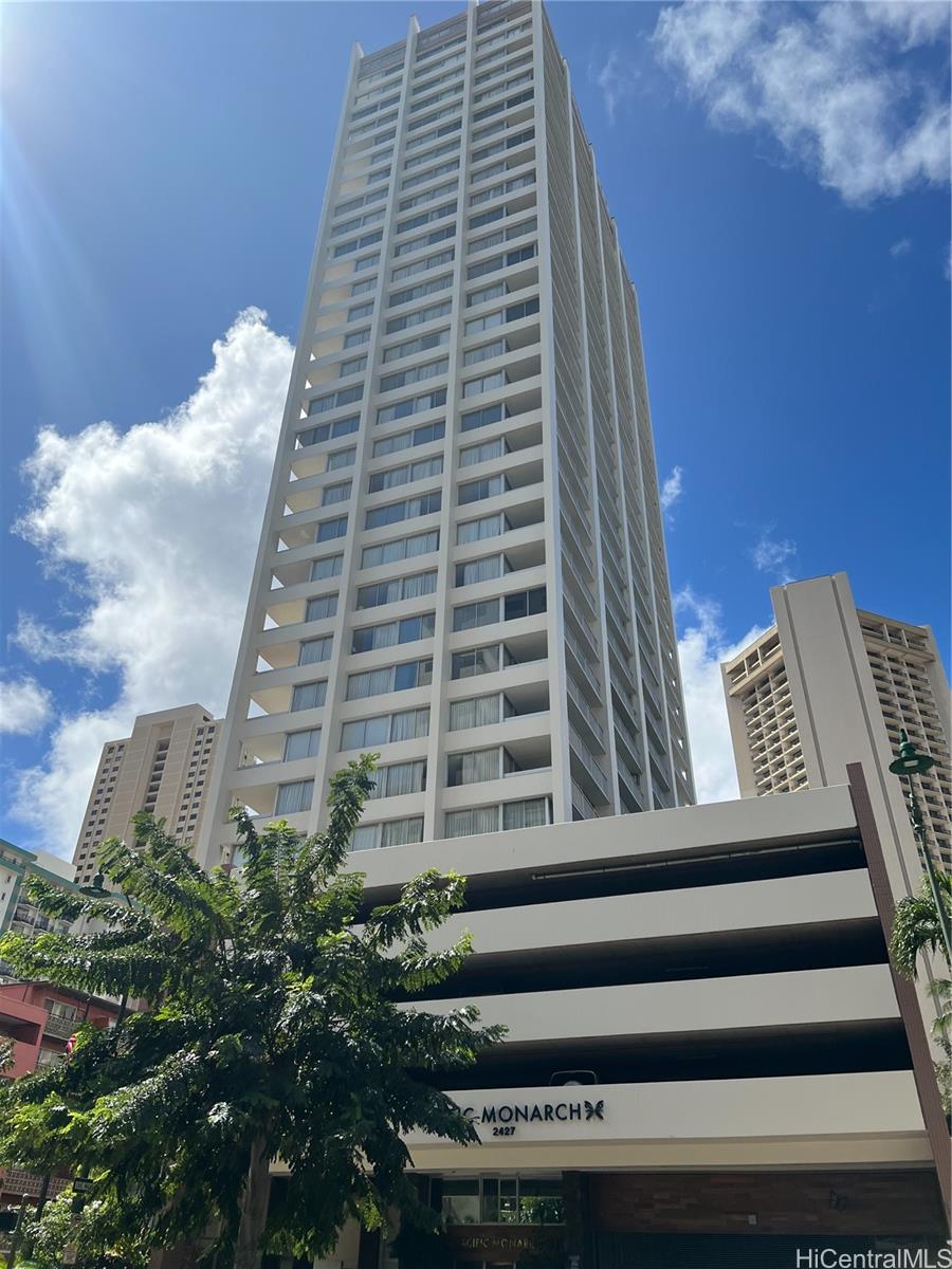 2427 kuhio Avenue #1504, Honolulu, HI 96815