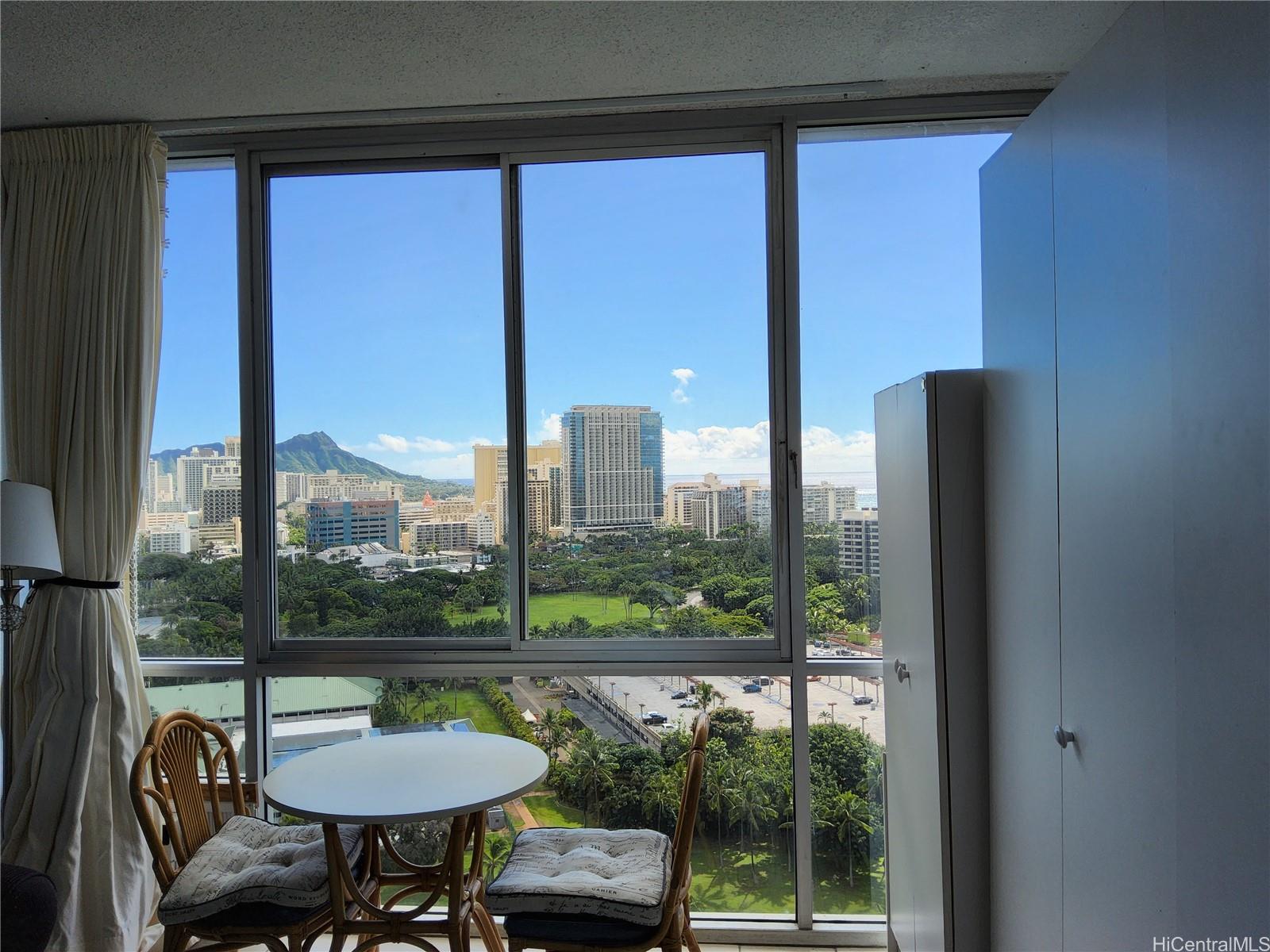 1920 Ala Moana Boulevard #2215, Honolulu, HI 96815