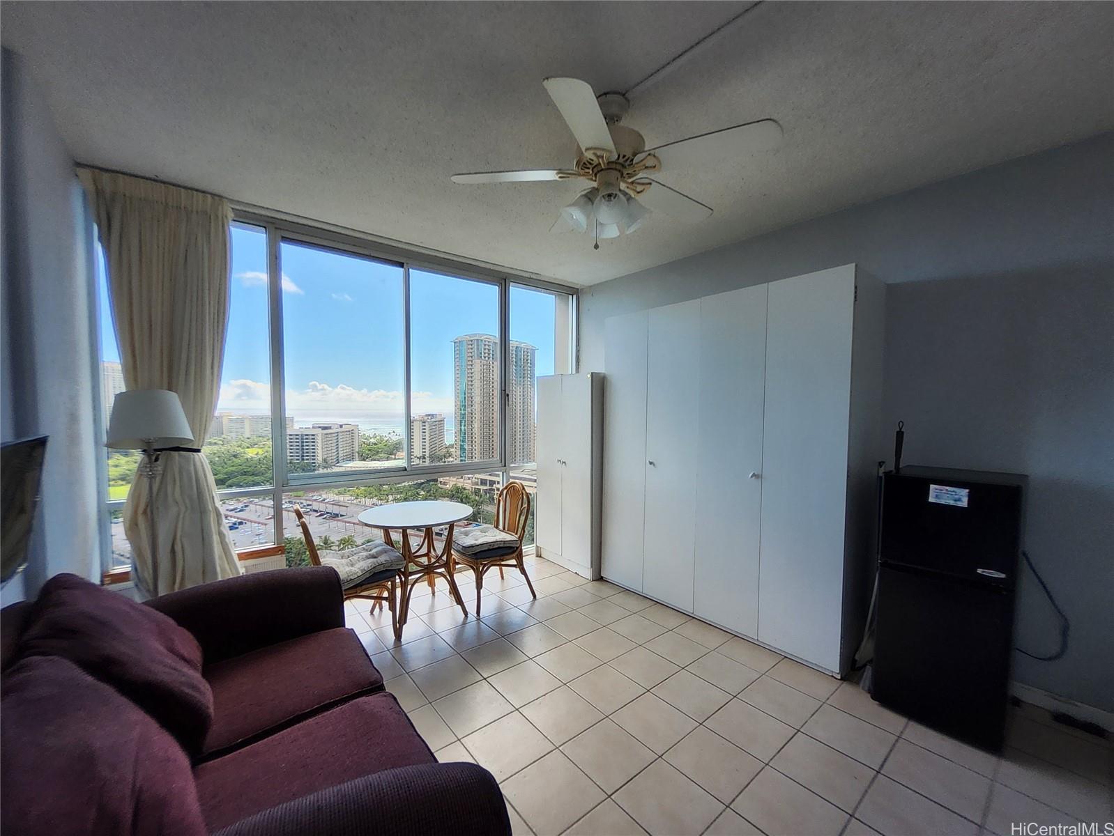 1920 Ala Moana Boulevard #2215, Honolulu, HI 96815