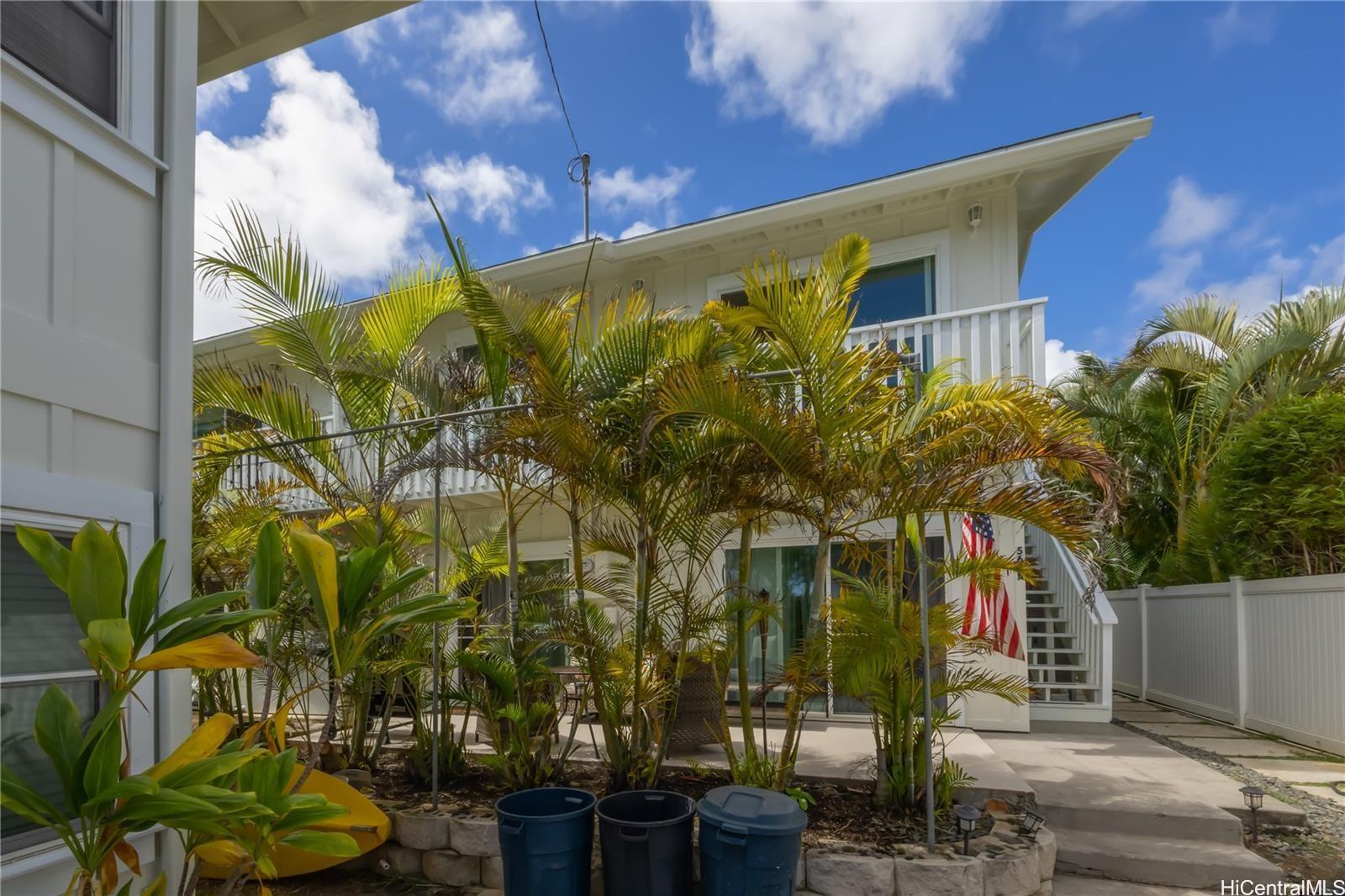 567 Kaneapu Place Kailua, HI 96734