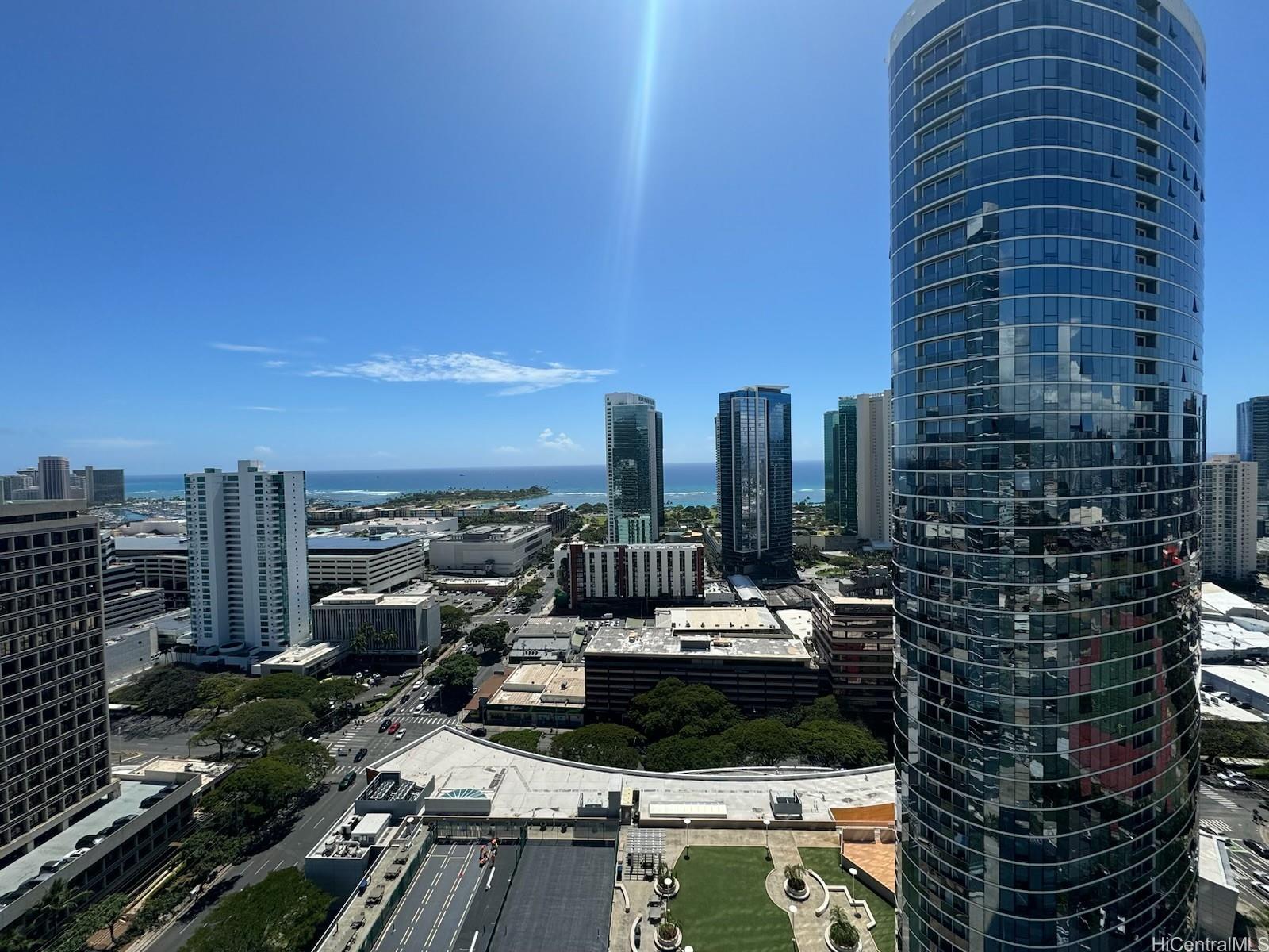 1296 Kapiolani Boulevard #3207, Honolulu, HI 96814