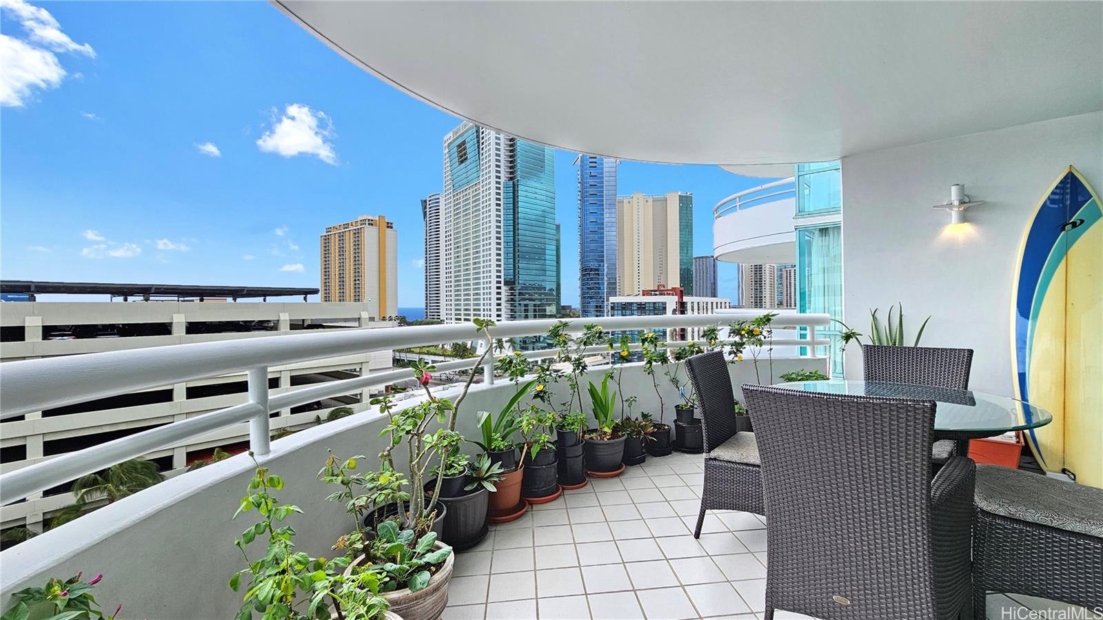 1341 Kapiolani Boulevard #12D, Honolulu, HI 96814