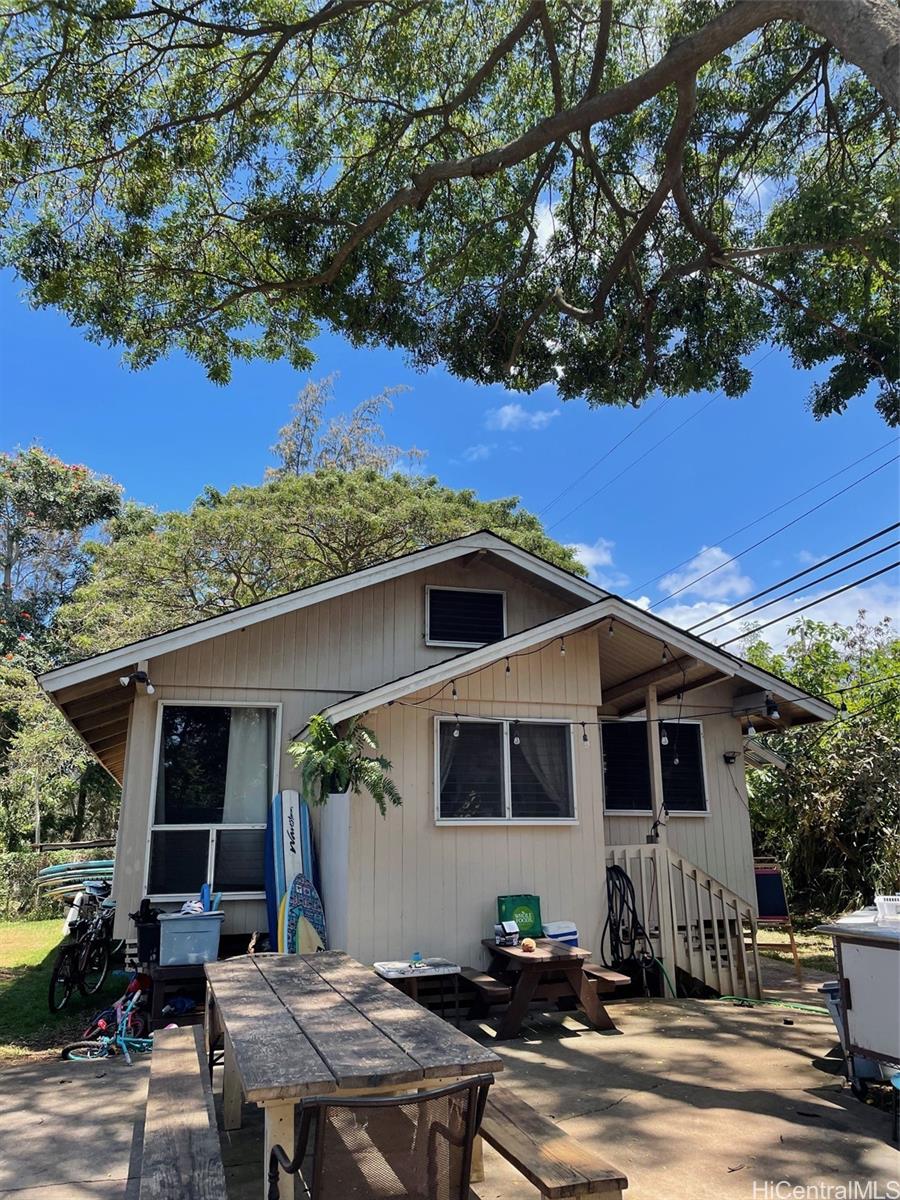  66-145 Waialua Beach Road Haleiwa, HI 96712