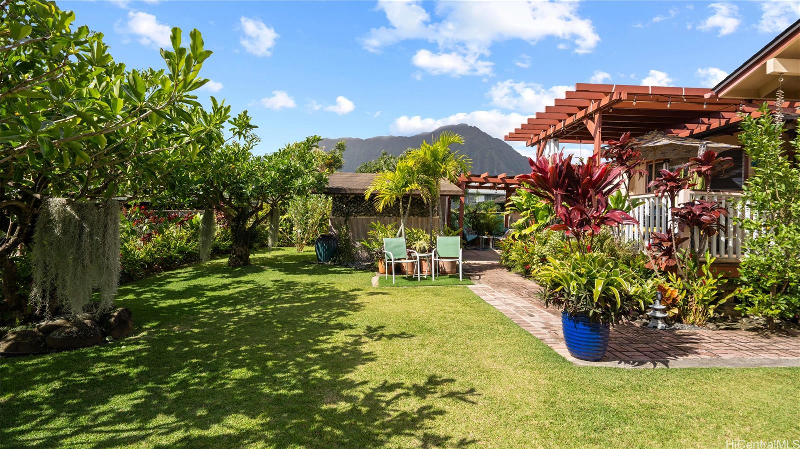 45-434 Kulauli Street Kaneohe, HI 96744