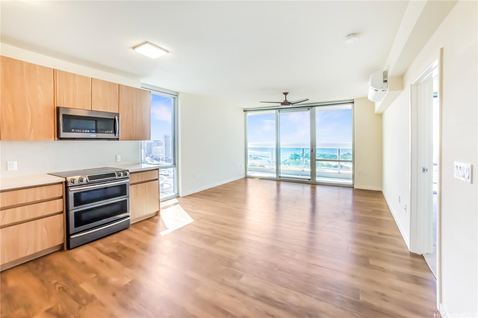 1391 Kapiolani Boulevard #2808, Honolulu, HI 96814