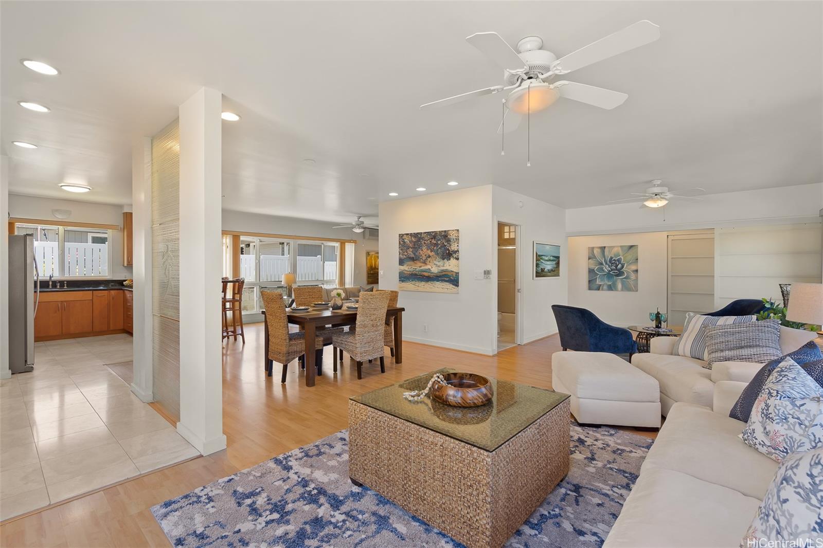 2407 Kanealii Avenue Honolulu, HI 96813