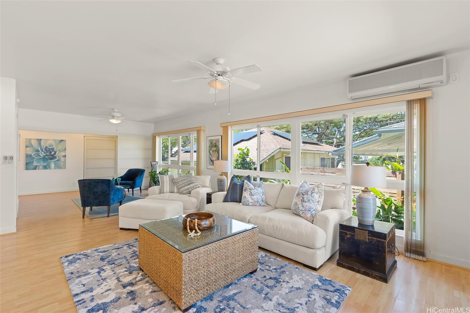 2407 Kanealii Avenue Honolulu, HI 96813