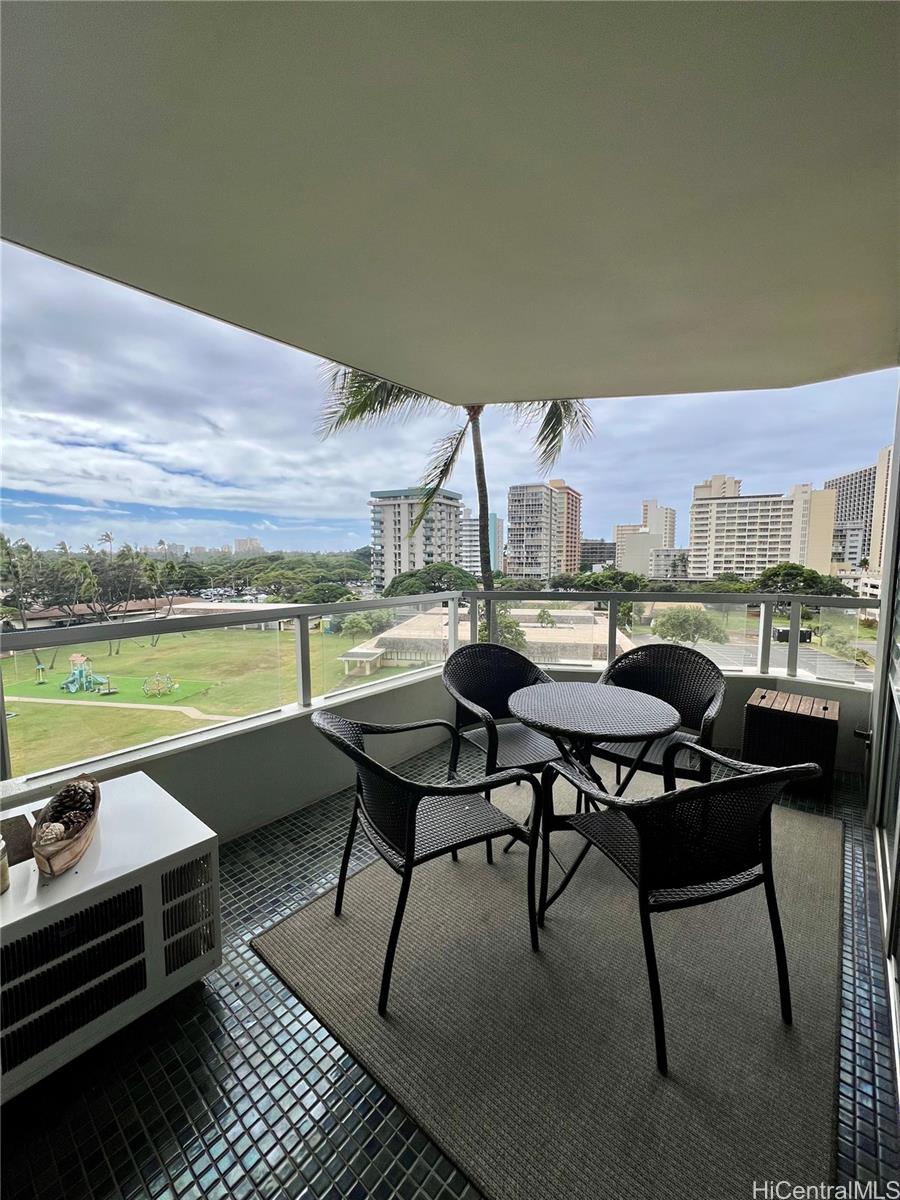 2600 Pualani Way #702, Honolulu, HI 96815