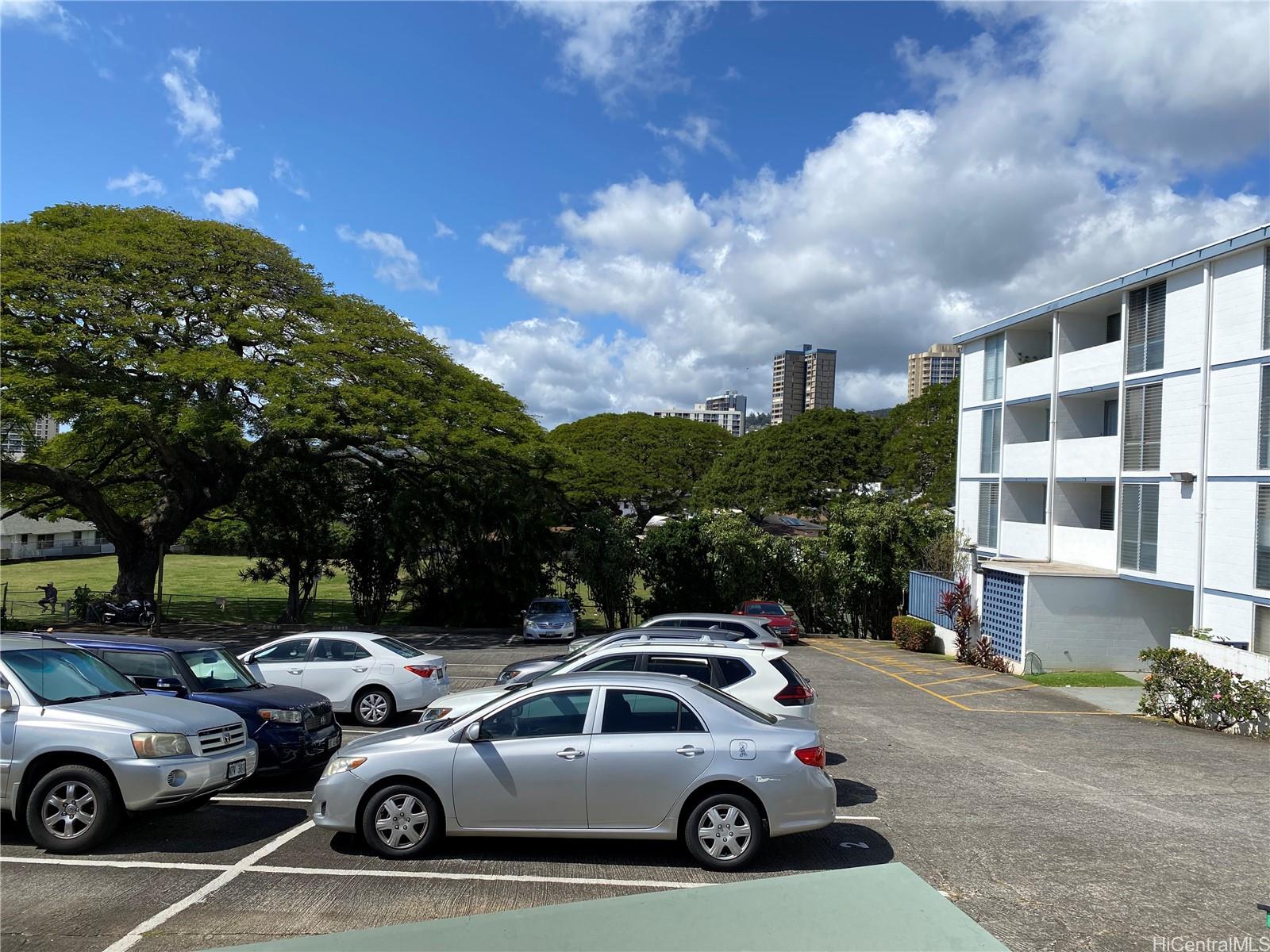 1870 Lusitana Street #405, Honolulu, HI 96813