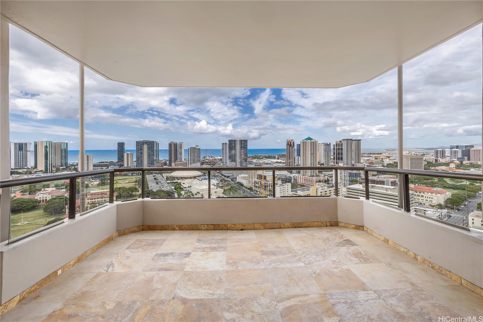 1221 Victoria Street #PH5, Honolulu, HI 96814