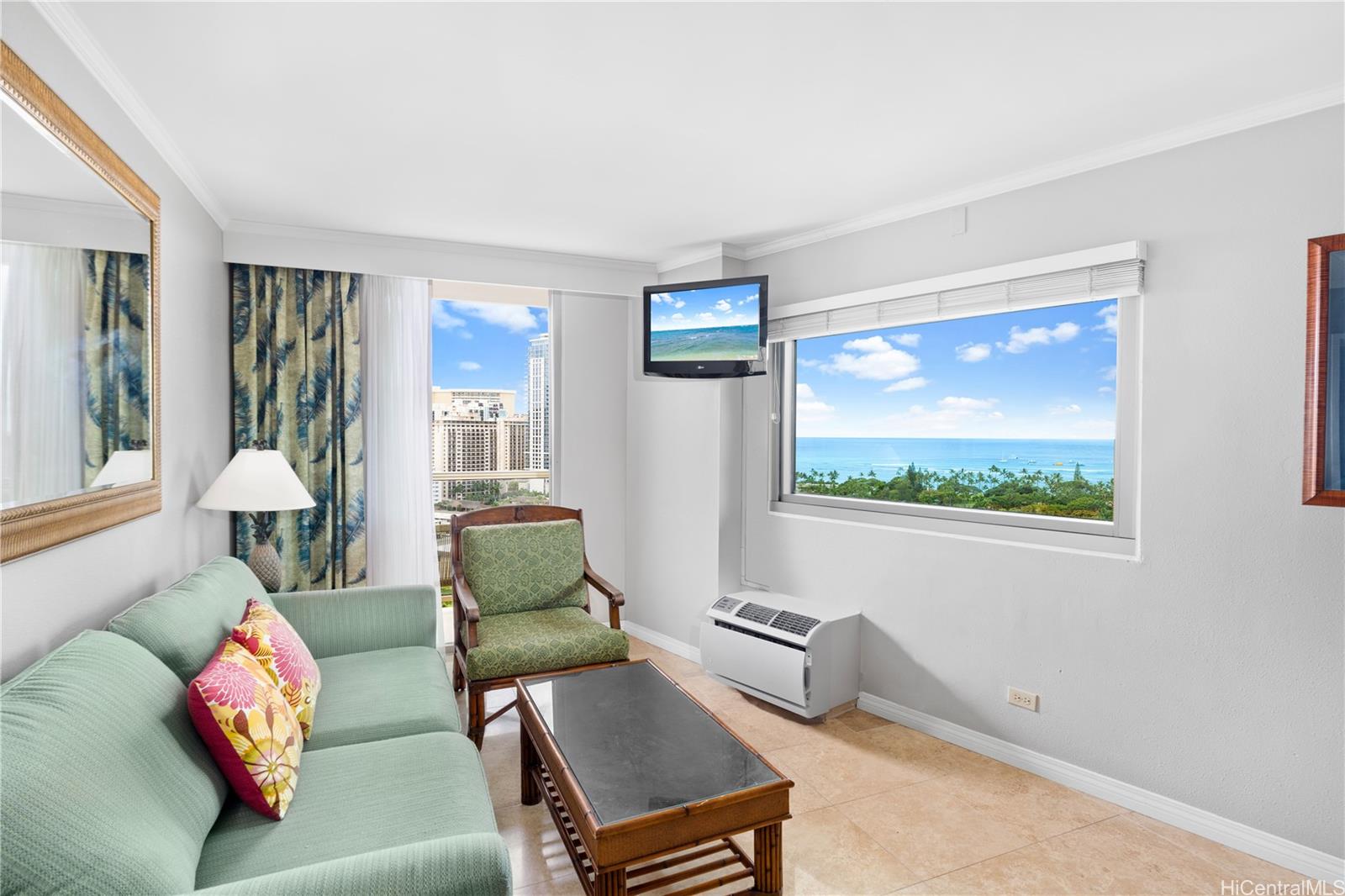 2045 Kalakaua Avenue #1607, Honolulu, HI 96815