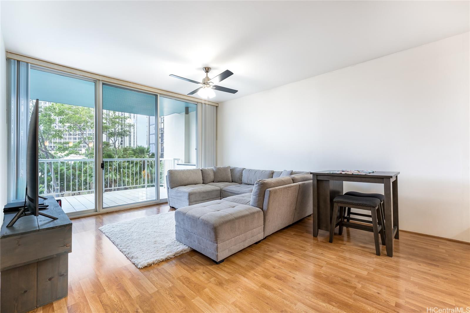 1212 Nuuanu Avenue #411, Honolulu, HI 96817