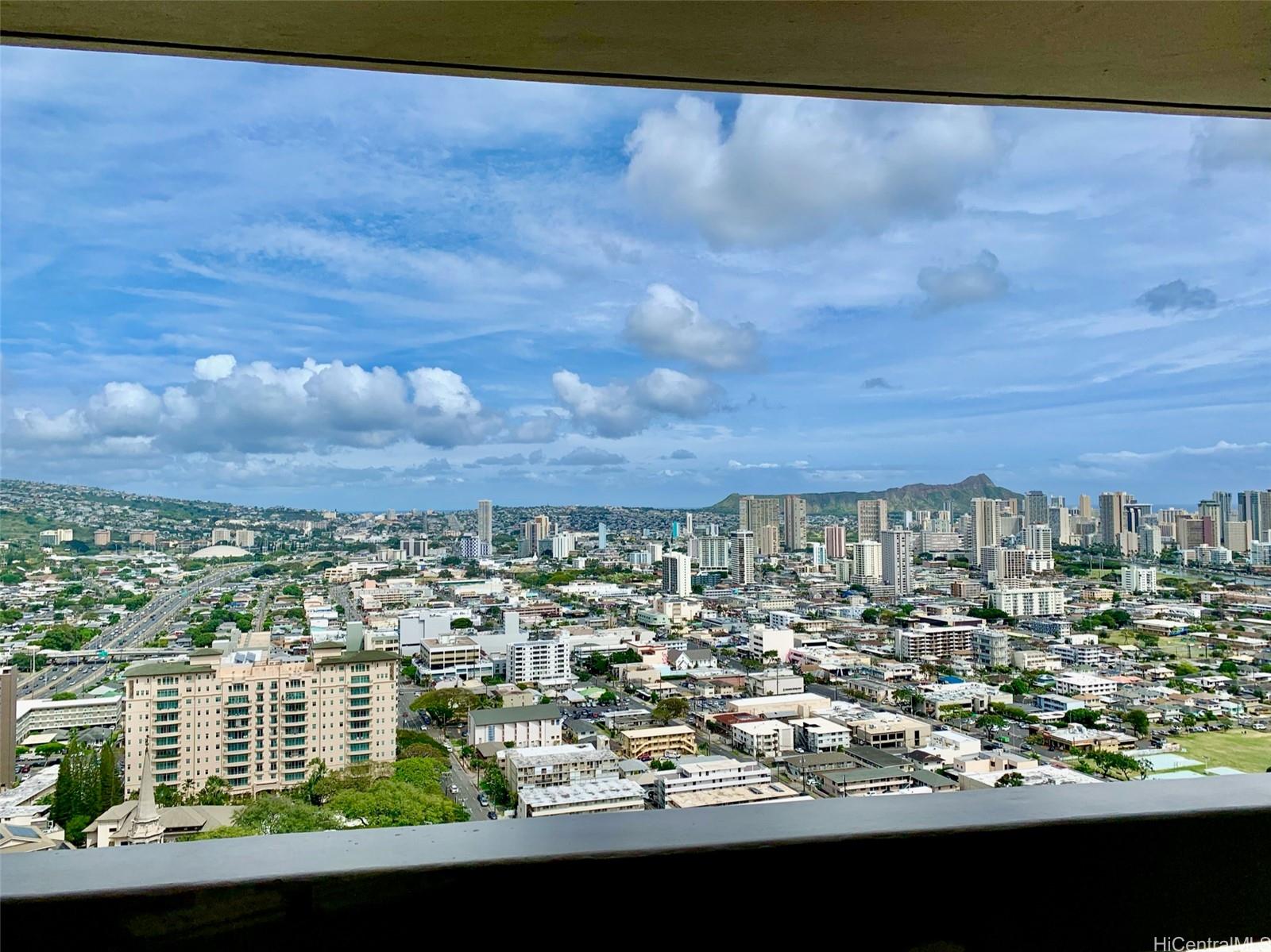 1212 Punahou Street #3501, Honolulu, HI 96826