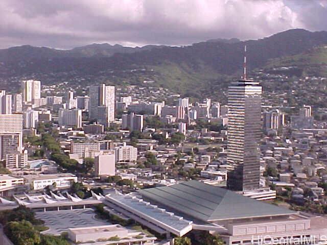 1750 Kalakaua Avenue #903, Honolulu, HI 96826