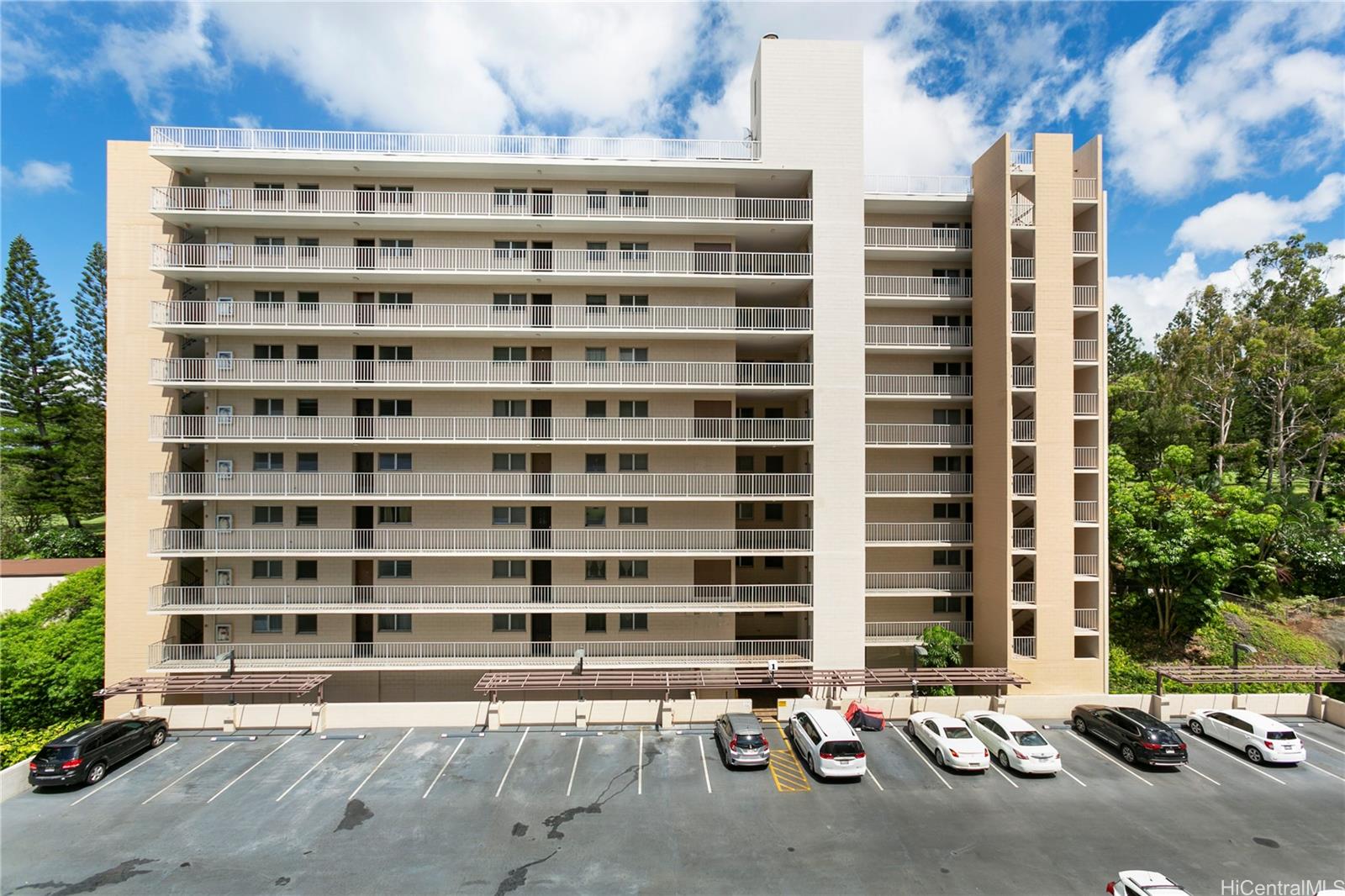 98-703 Iho Place #1402, Aiea, HI 96701