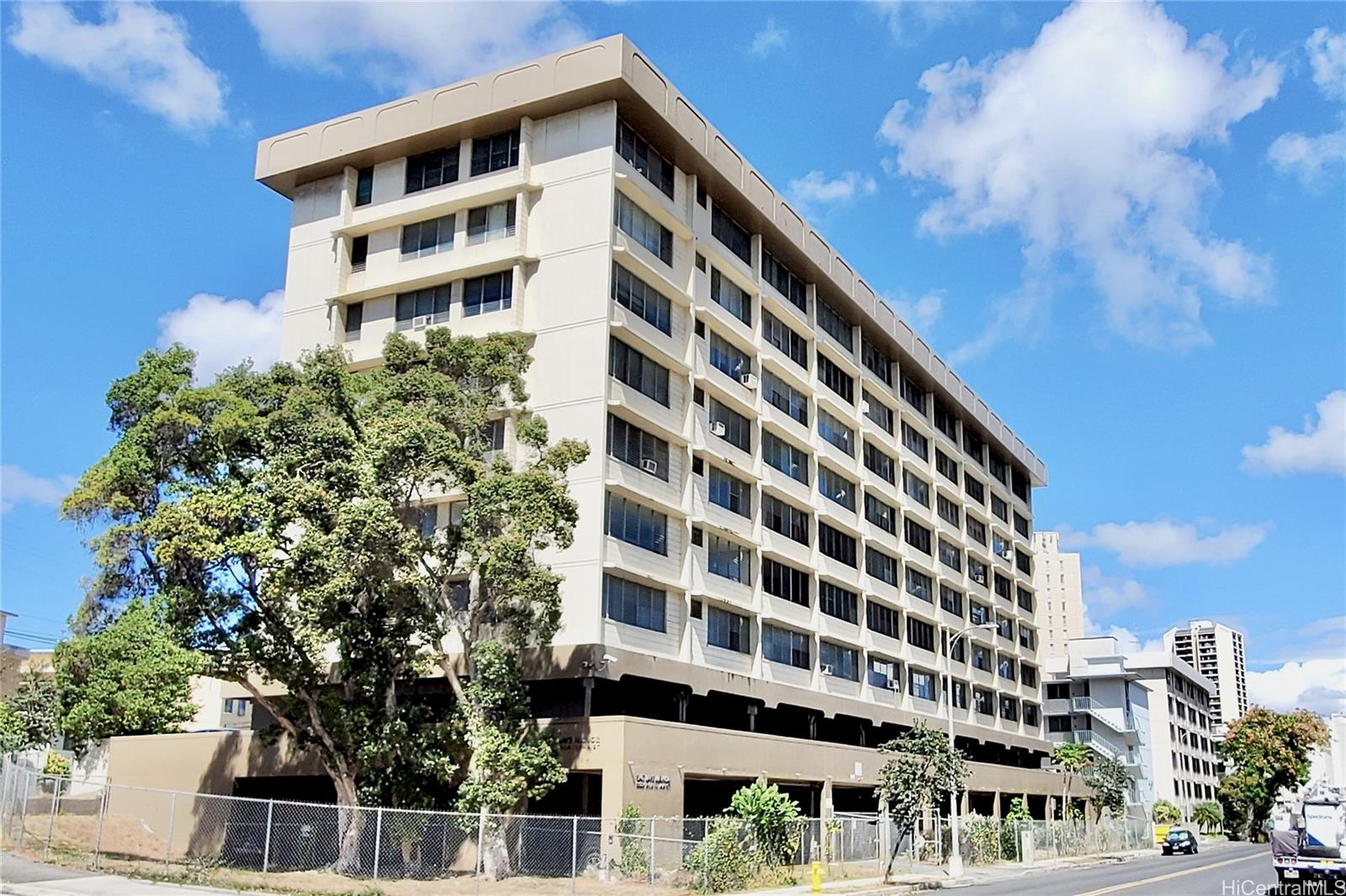 2977 Ala Ilima Street #303, Honolulu, HI 96818